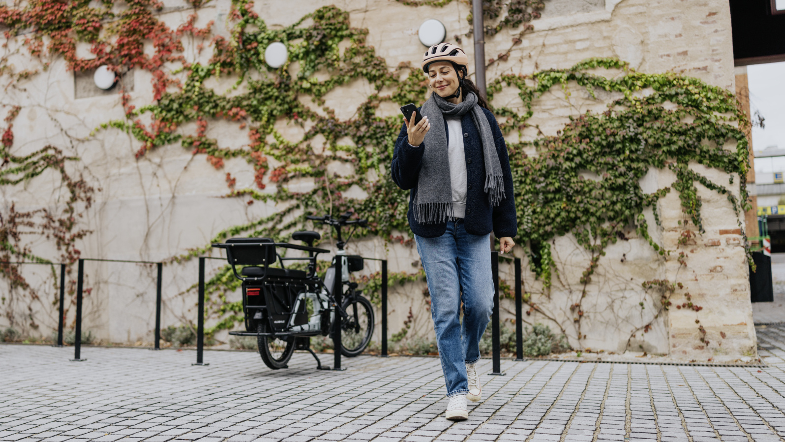 Propojená řešení ochrany proti krádeži od společnosti Bosch eBike Systems zvyšují bezpečnost při parkování elektrokol v každodenním provozu.