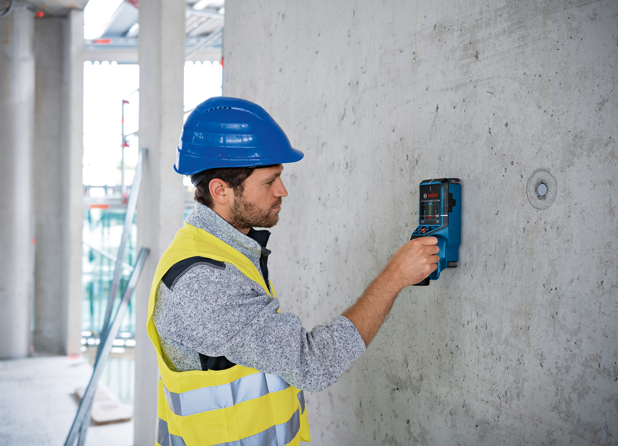 Přesné výsledky díky zvážení dalších typů stěn: Bosch D-tect 200 C Professional pro profesionály
