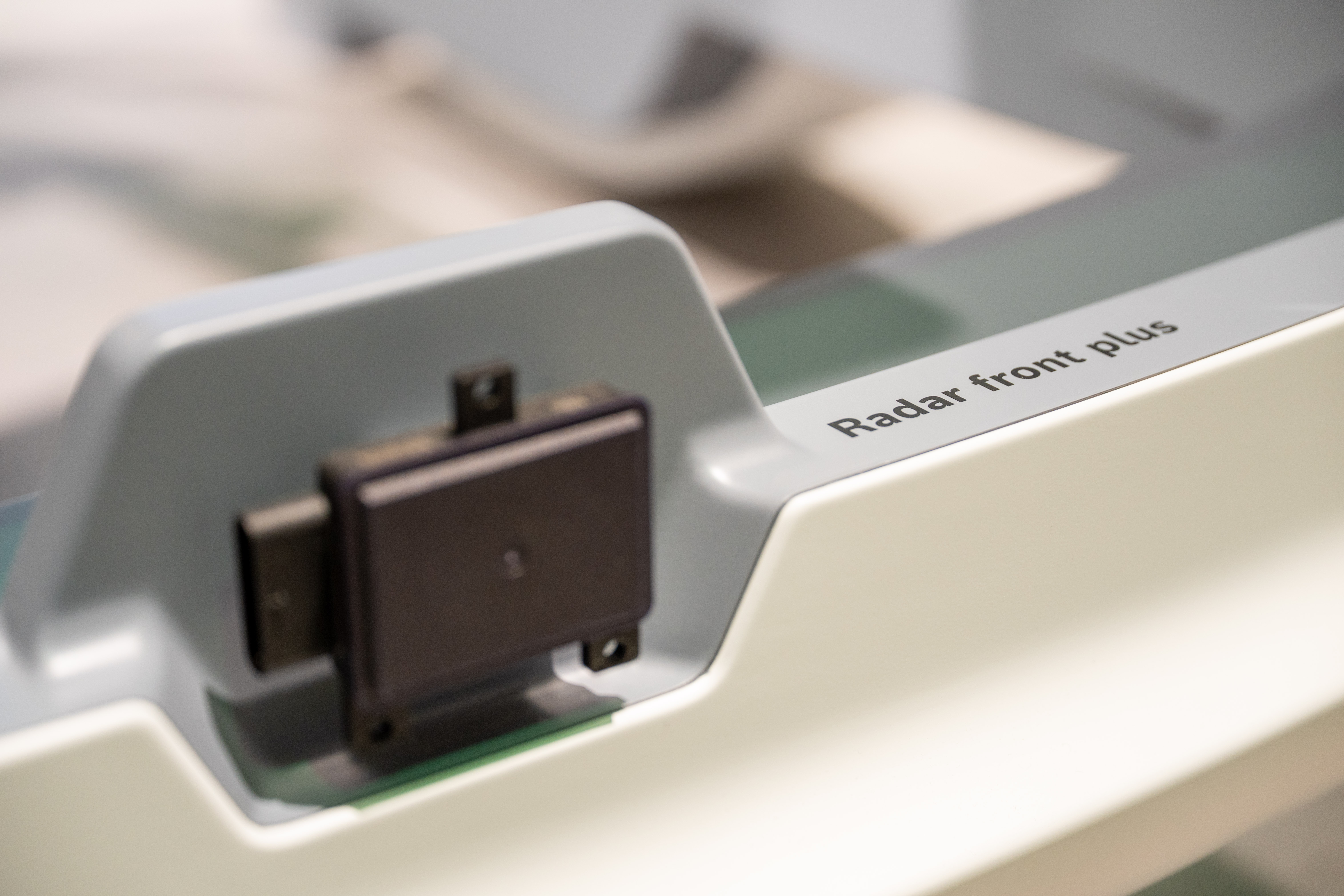 Bosch radar front plus 