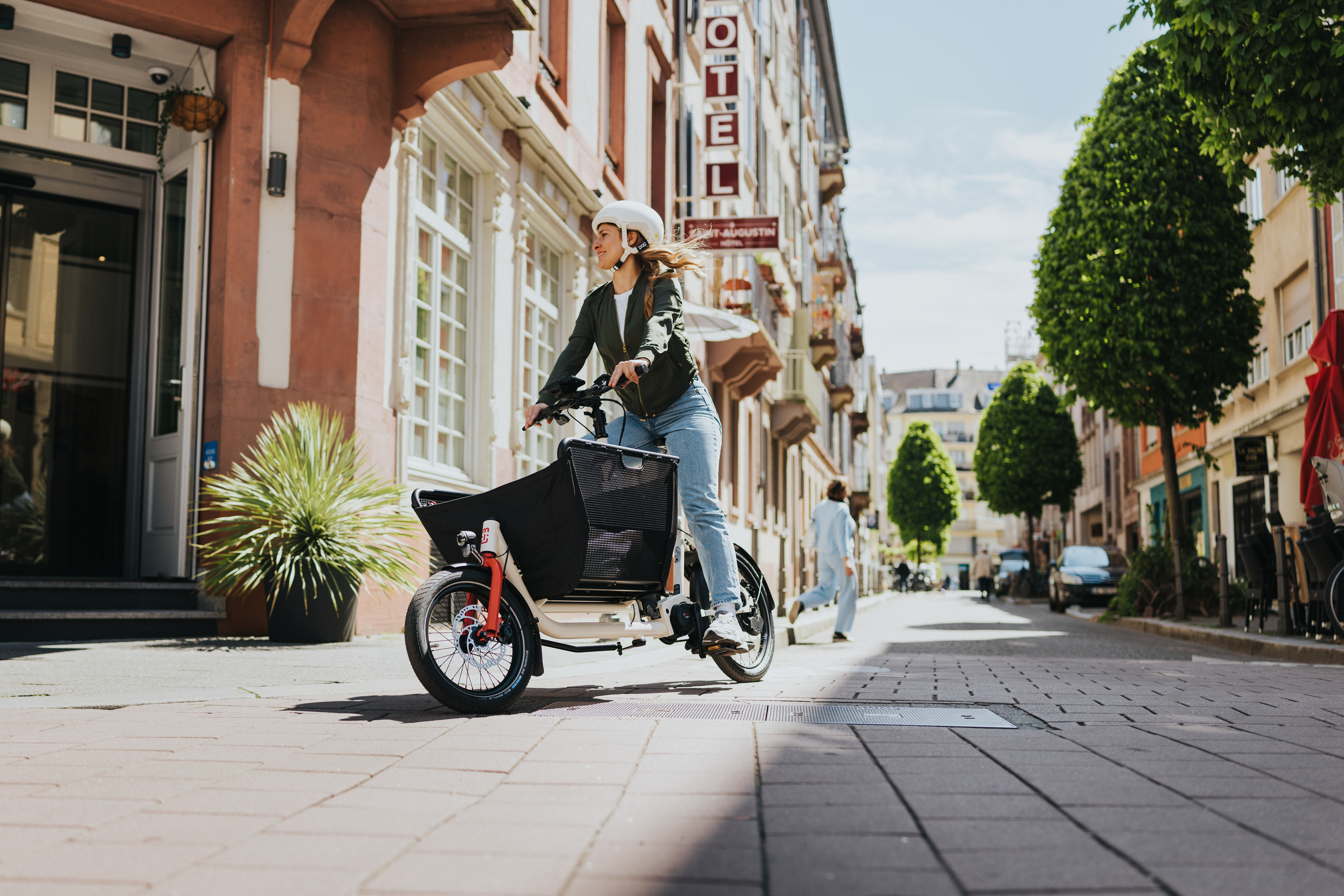 Maximum support for Cargo eBikes: the new Cargo Line