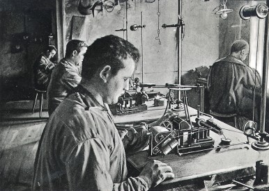Bosch workers manufacturing magnetos, 1900