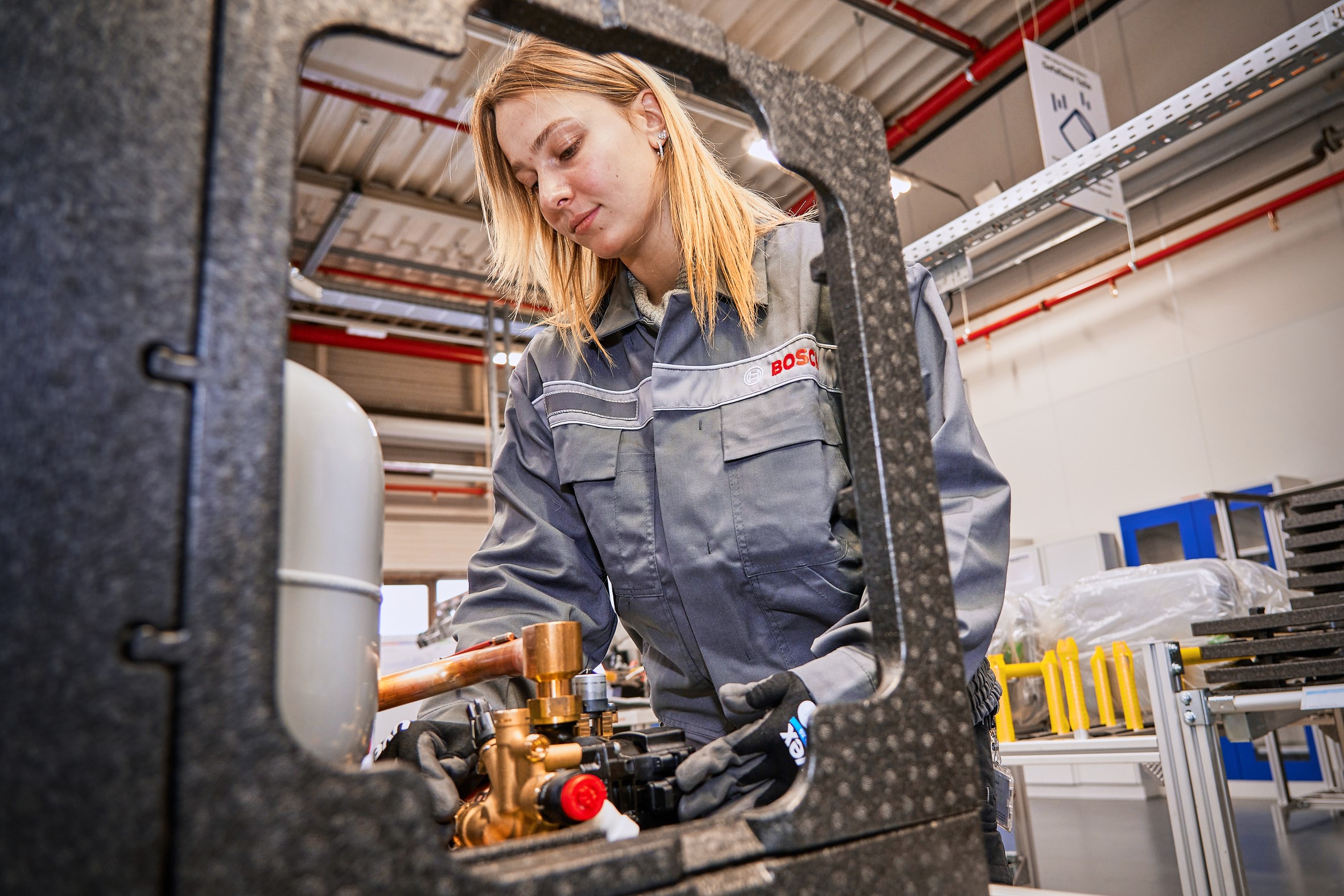 Manufacturing of heat pumps in Eibelshausen in Germany