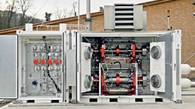 Hydrogen filling stations: drive solutions for compressing hydrogen