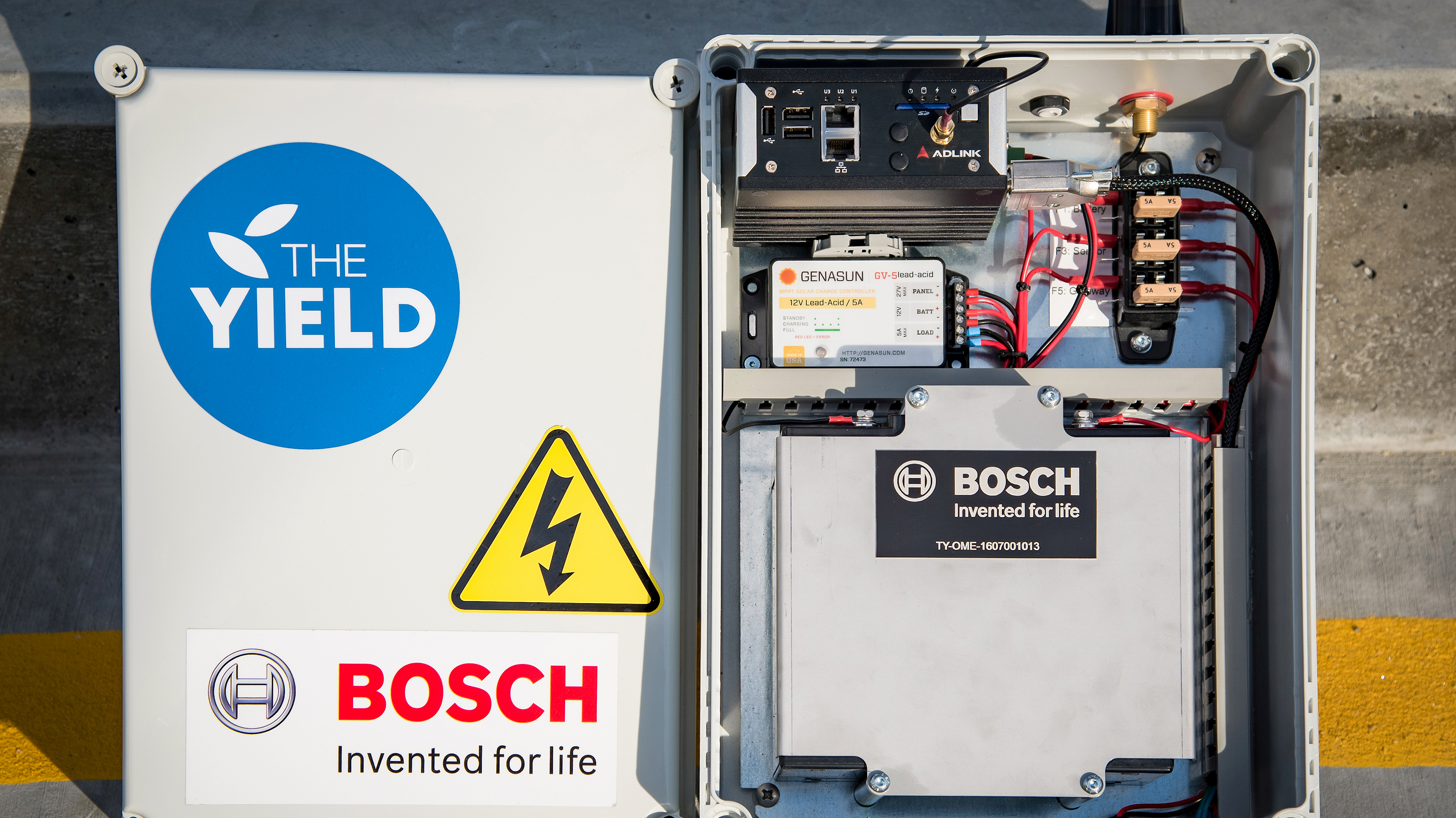 Delivers valuable information: measuring station of the Bosch ProSyst IoT platform