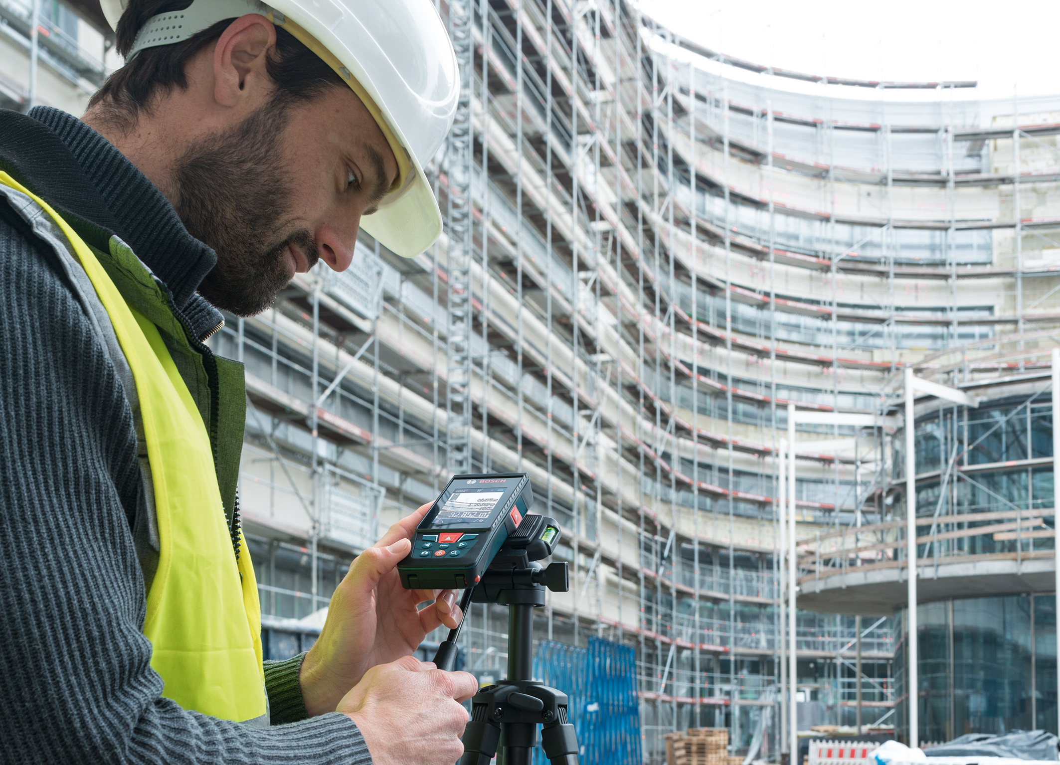 Besonders präzise – auch im Außenbereich: der GLM 120 C Professional von Bosch