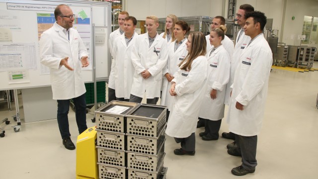 Digital education - Bosch apprentices as Industry 4.0 ambassadors 