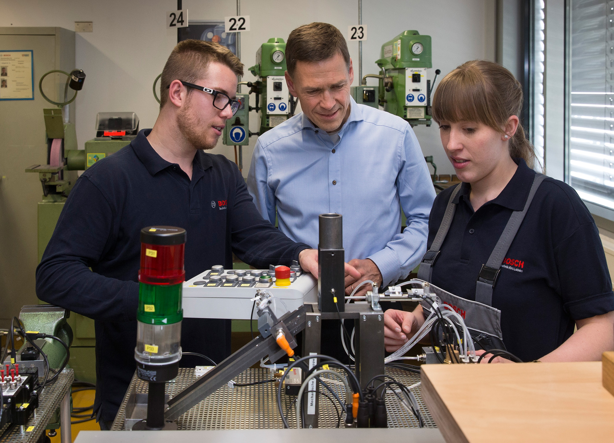 Bosch continues southern Europe apprenticeship initiative – combating youth unemployment