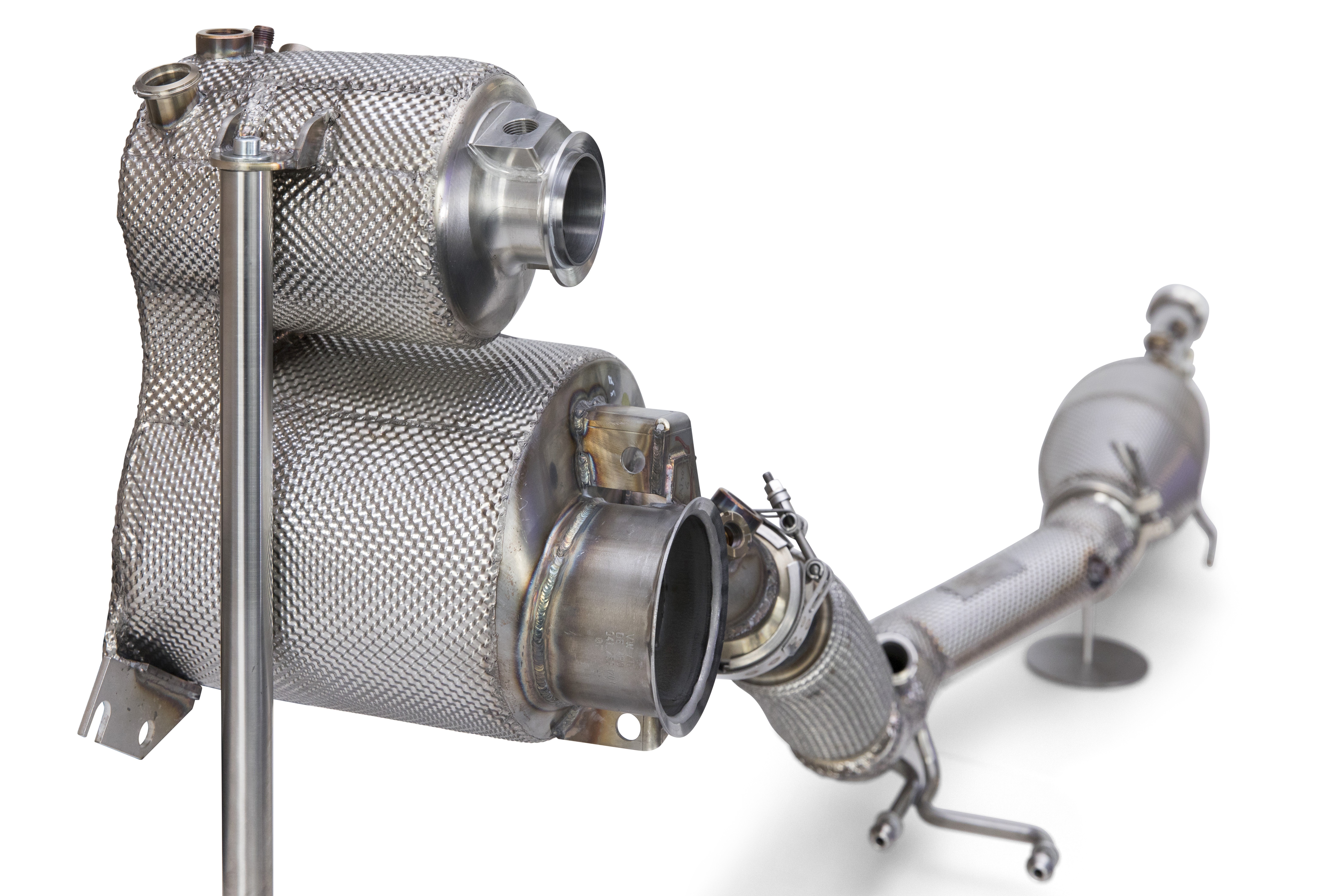 Exhaust system: Bosch actively regulates the exhaust-gas temperature, thereby ensuring that the exhaust system stays hot enough to function within a stable temperature range and that emissions remain at a low level.