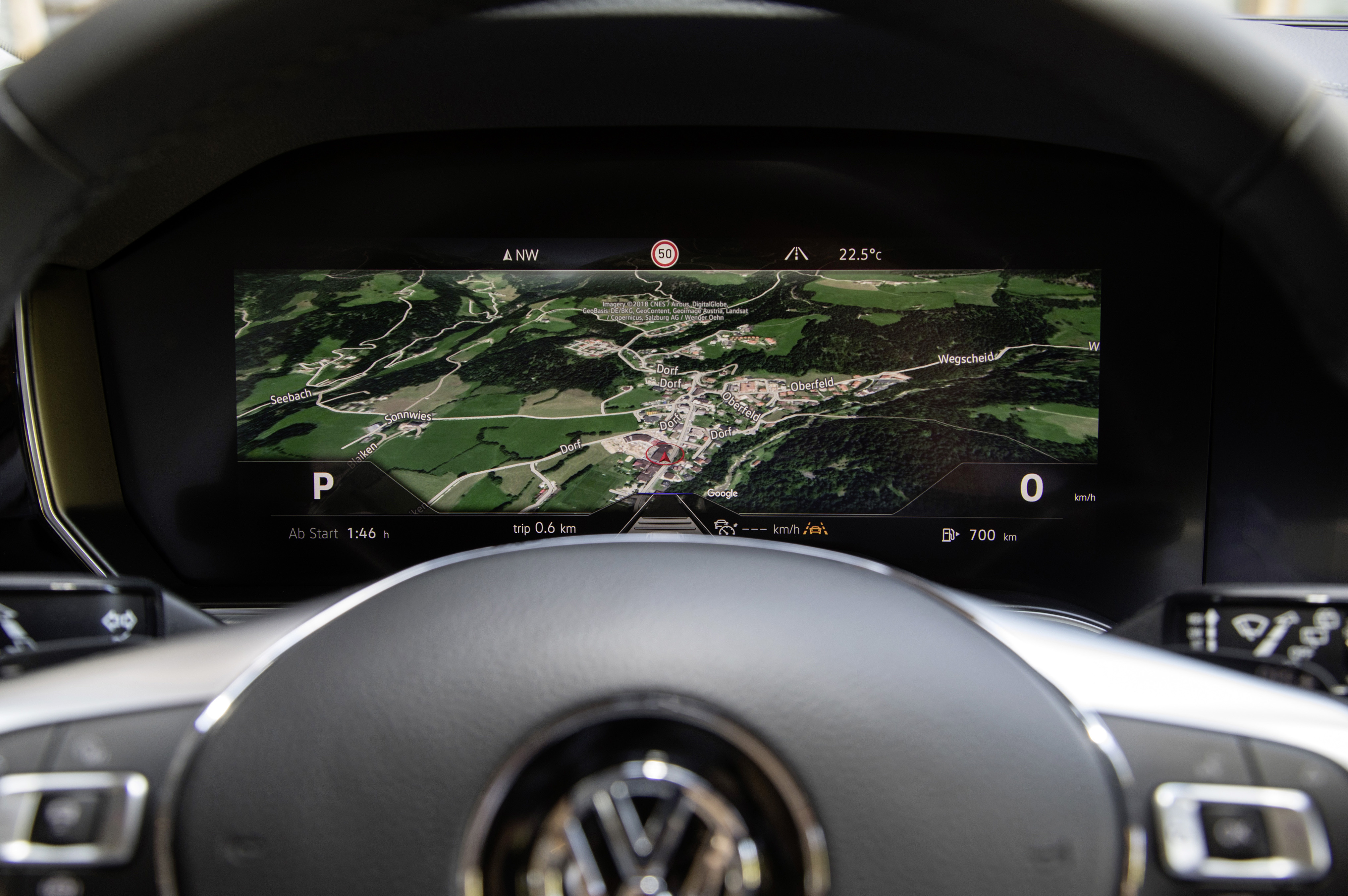 World debut in the “Innovision Cockpit” of the new Volkswagen Touareg.