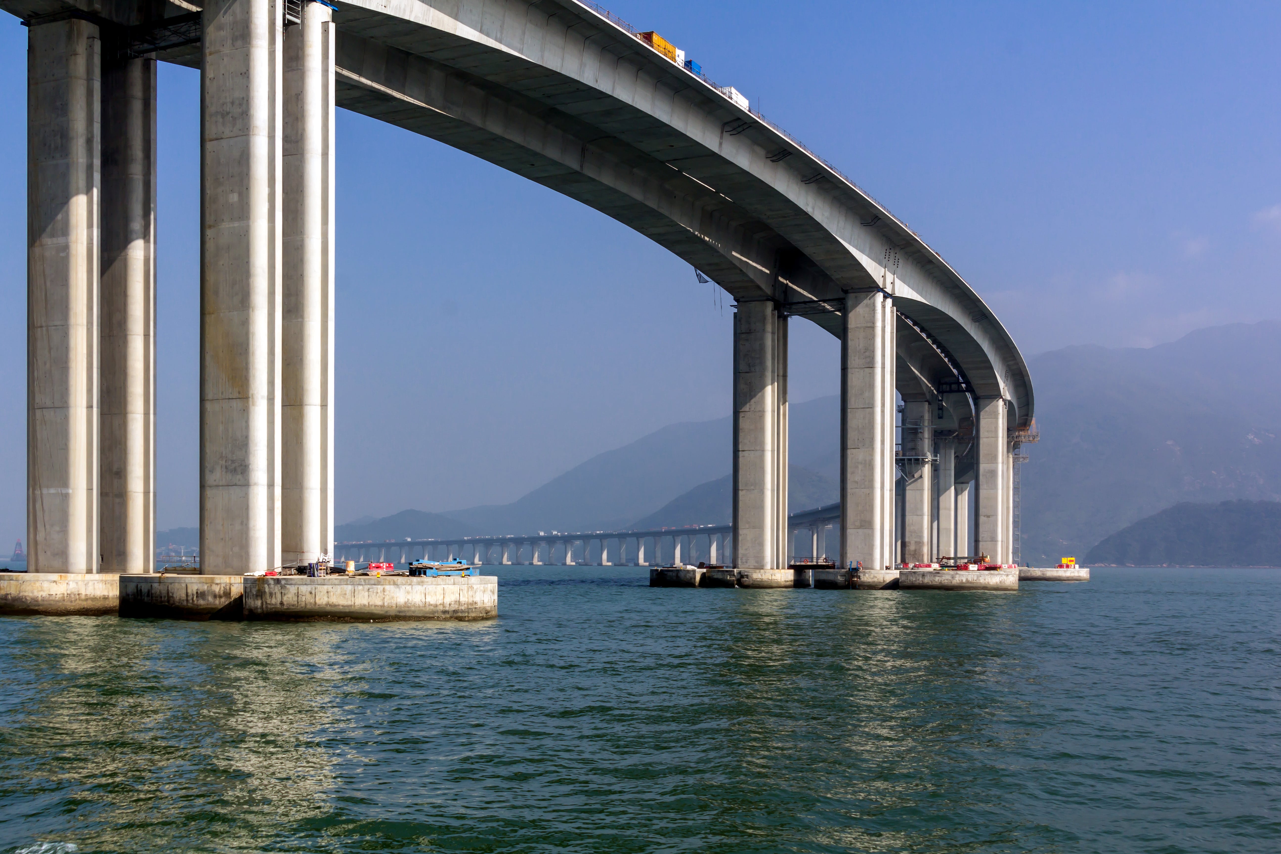 Hong Kong-Zhuhai-Macao Bridge with security solutions from Bosch