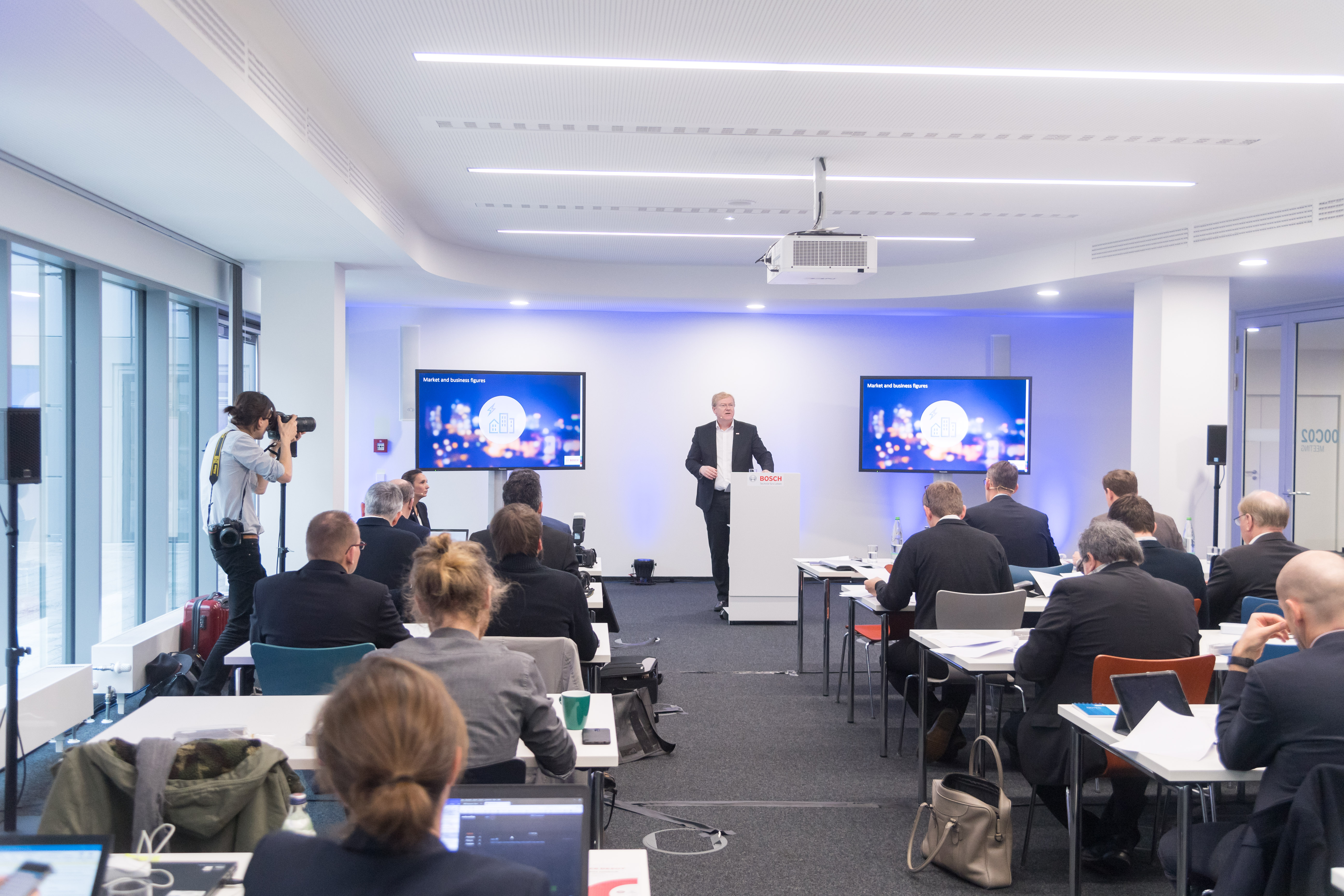 Dr. Stefan Hartung beim Rückblick auf das Jahr 2018 des Unternehmensbereichs Bosch Energy and Building Technology