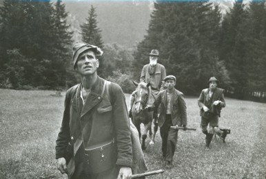 Robert Bosch hunting (sitting on the horse), 1941