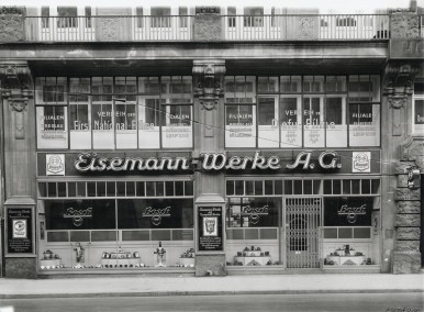 Schaufenster der Eisemann-Werke in Berlin, 1930