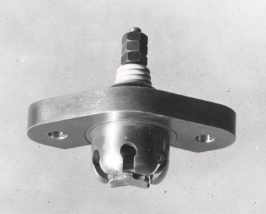First Bosch spark plug, with flange from 1902