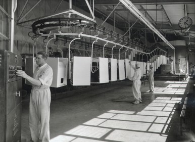 Production of refrigerators at Bosch Hausgeräte GmbH, 1958