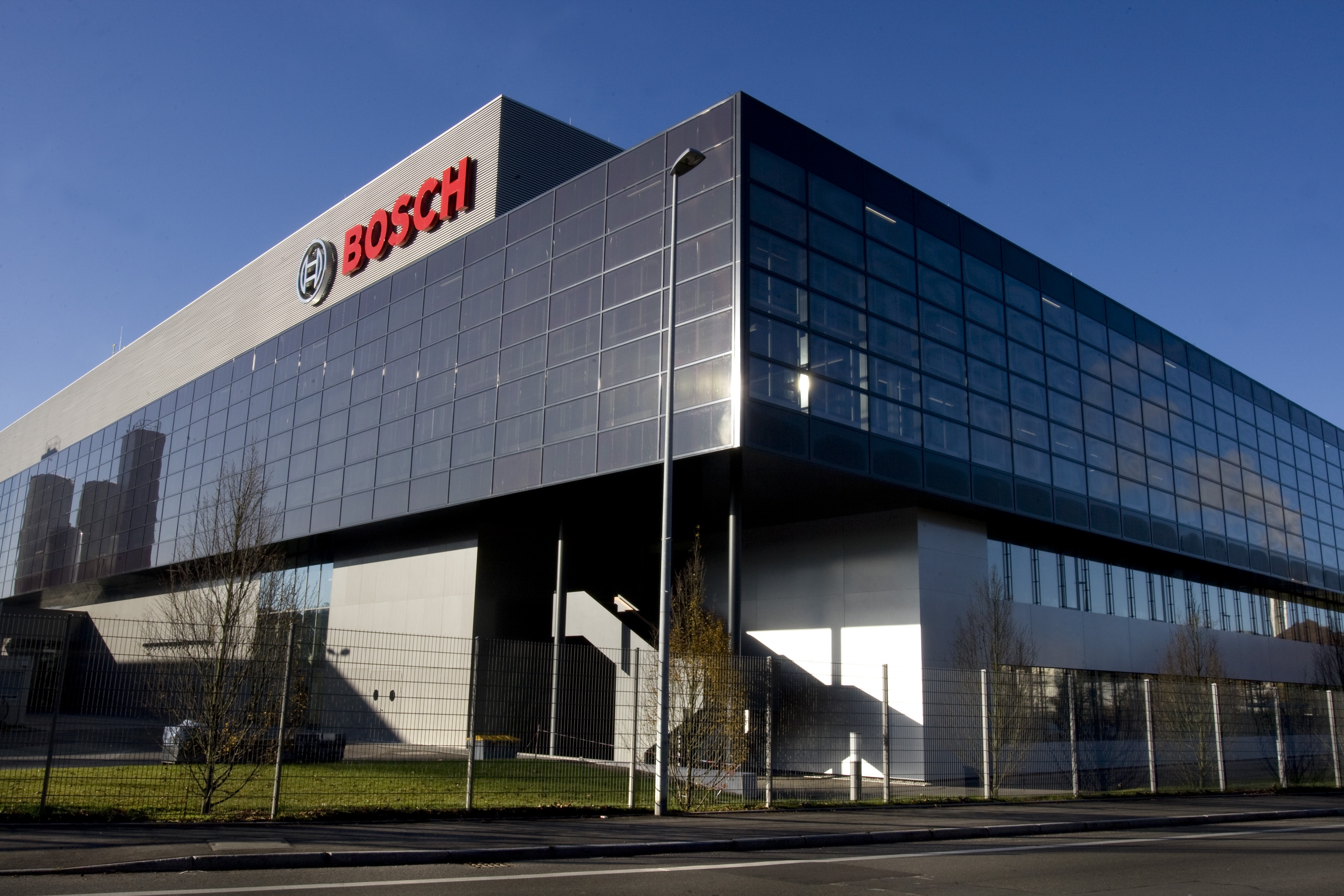 Bosch semiconductor manufacturing in Reutlingen