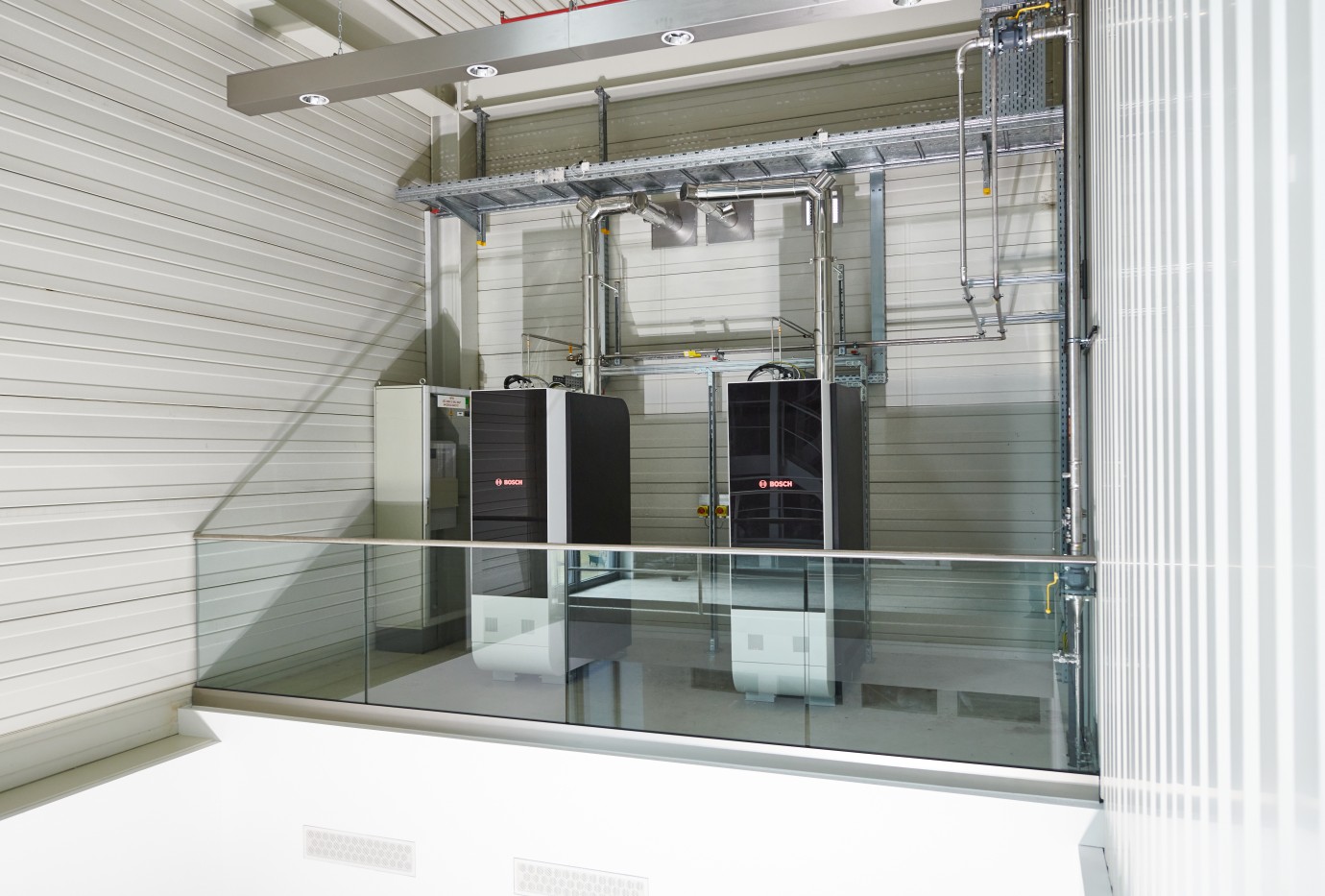 Stationary solid oxide fuel cell systems (SOFC) pilot systems Bosch Media Service