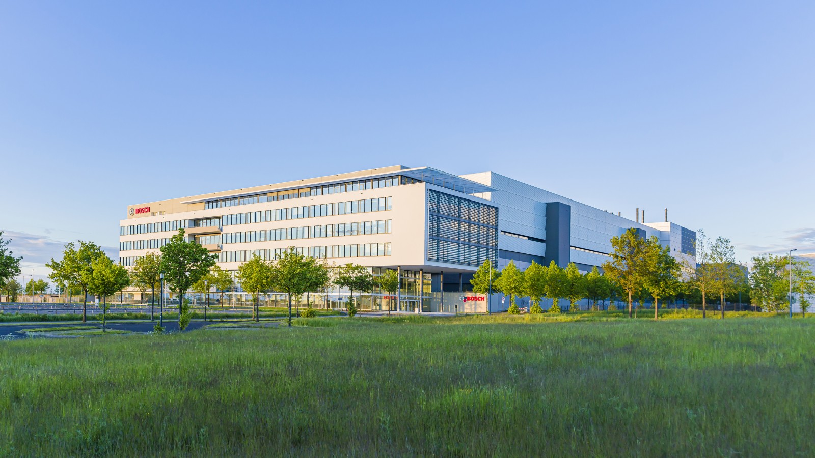 Bosch opens chip factory of the future in Dresden Bosch Media Service