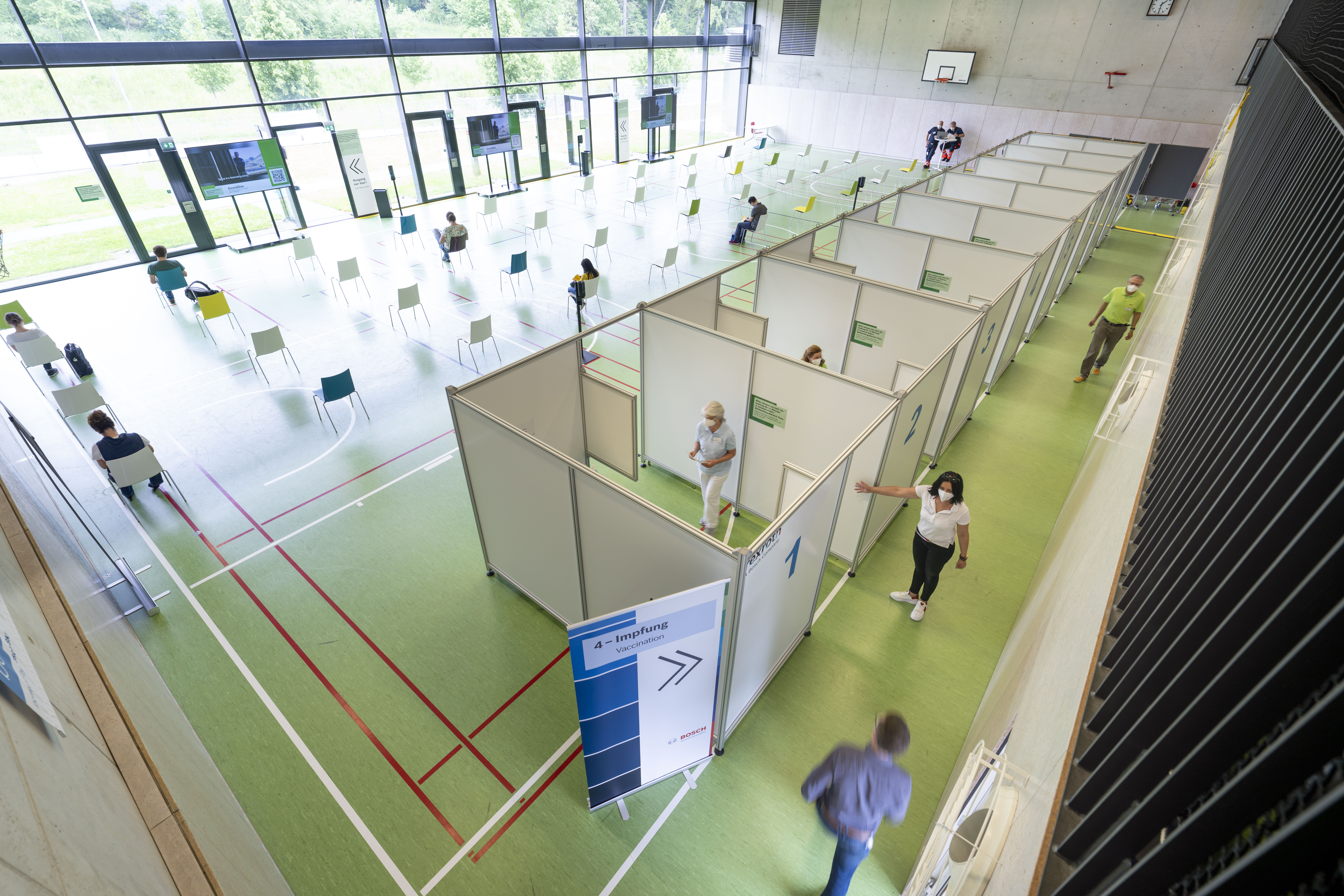 Bosch betreibt Covid-19 Impfzentrum auf dem Gelände seines Forschungscampus Renningen  