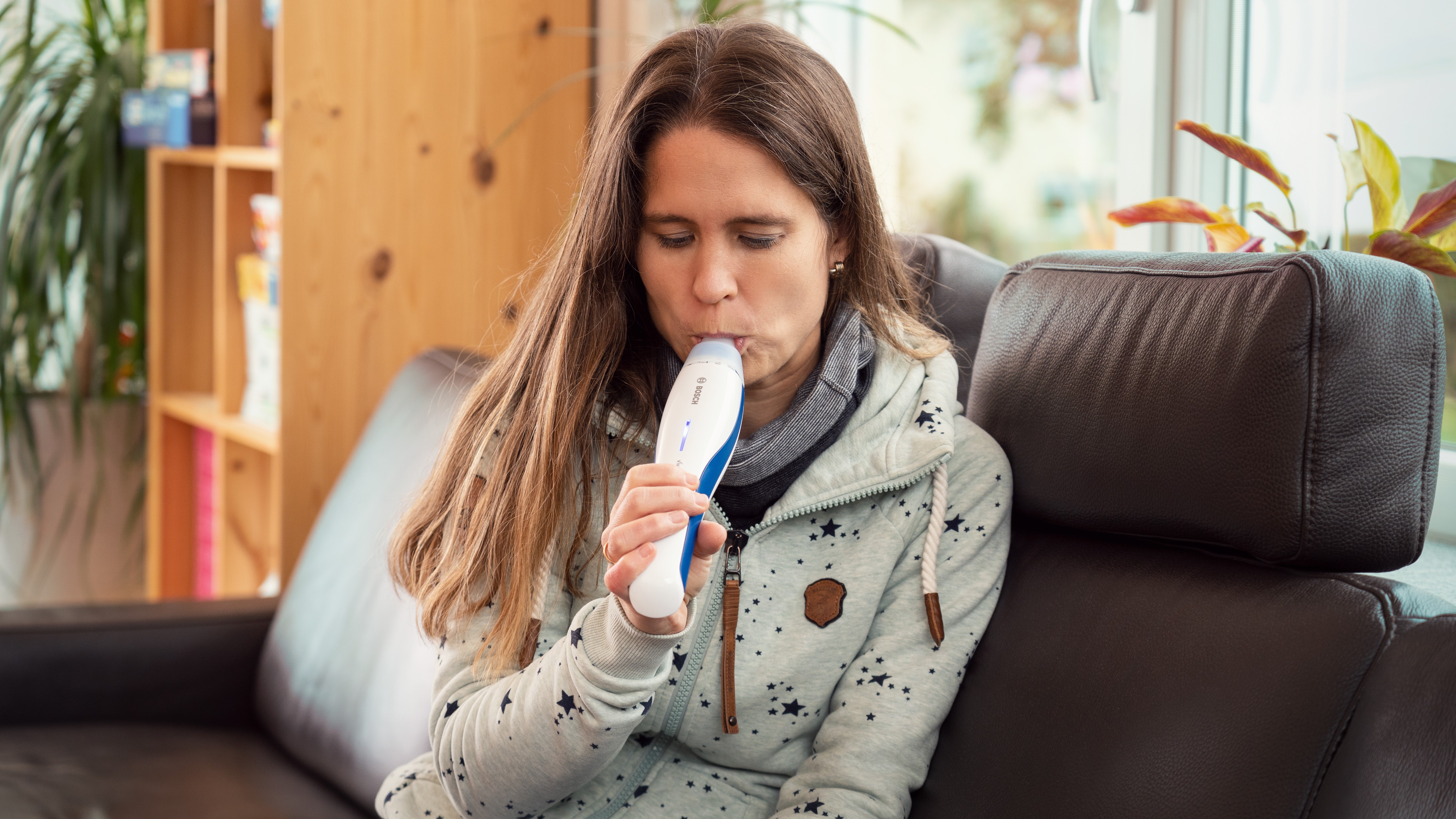 Selbstkontrolle der Entzündungsaktivität bei Asthma mit Vivatmo me.