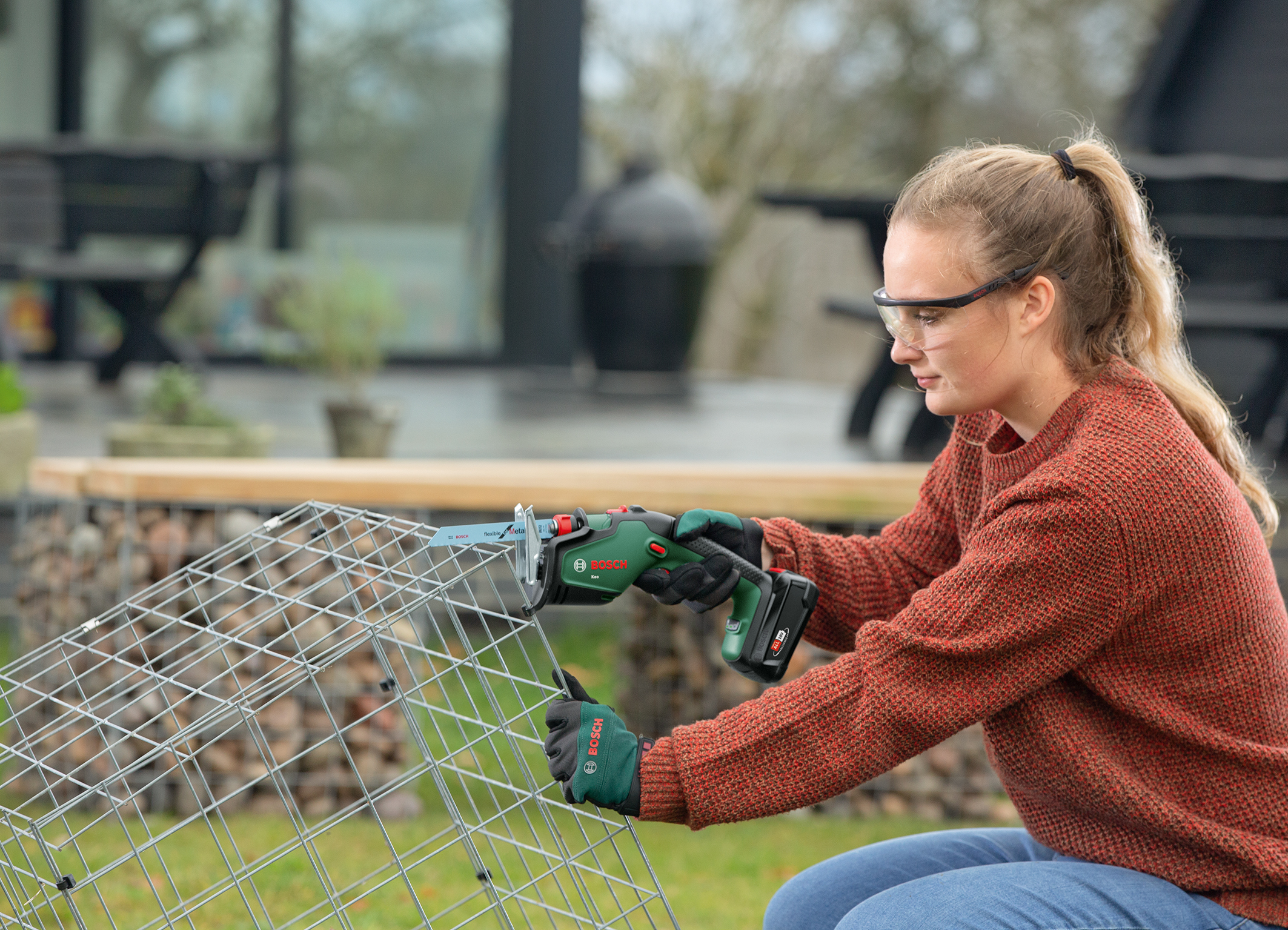 Austauschbare Sägeblätter erweitern das Anwendungsspektrum: Leistungsstarke und präzise Akku-Gartensäge Keo 