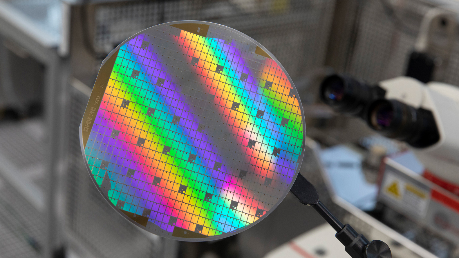 Invented for life: microelectronics and electromobility