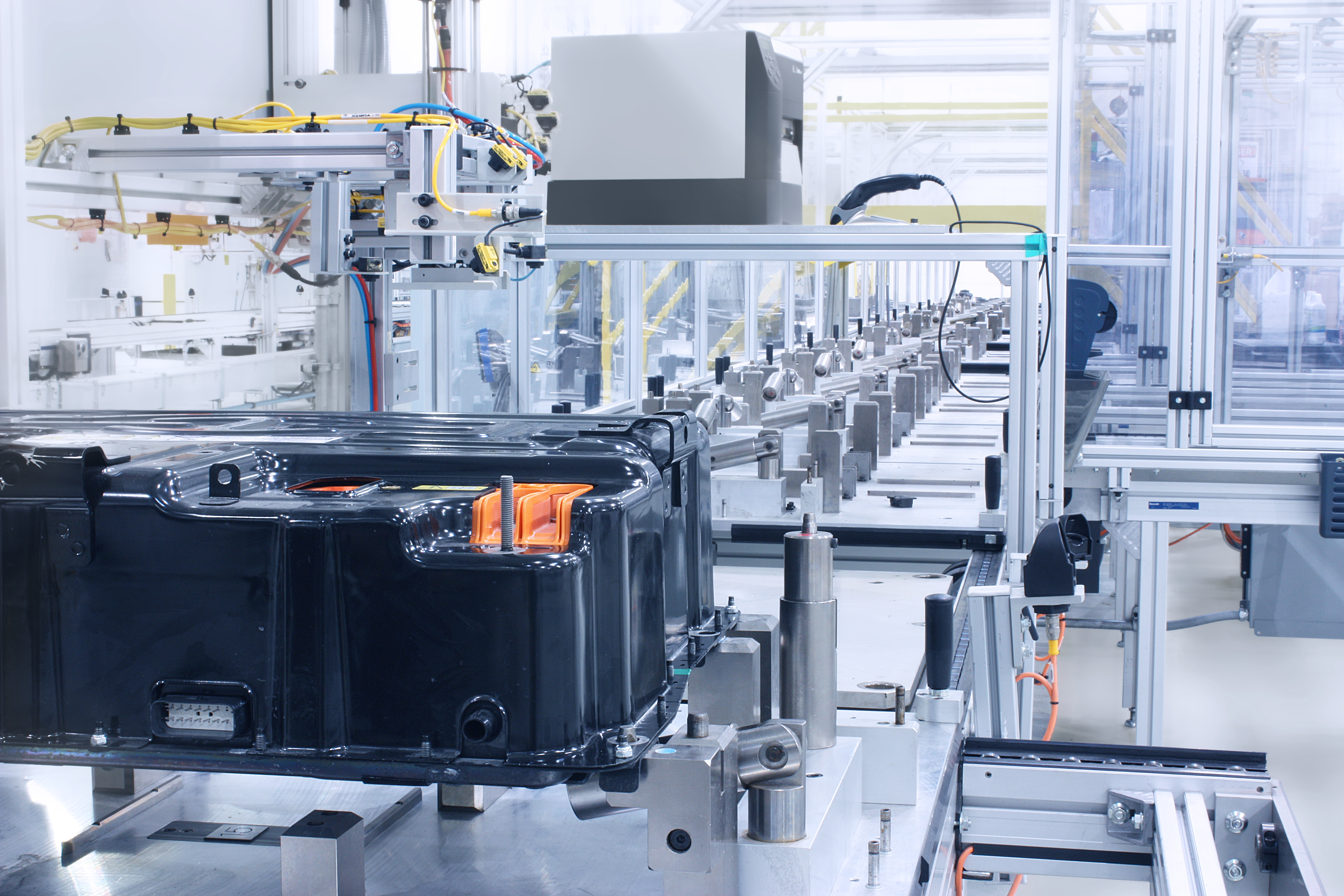 Flexible transfer systems for the manufacturing process