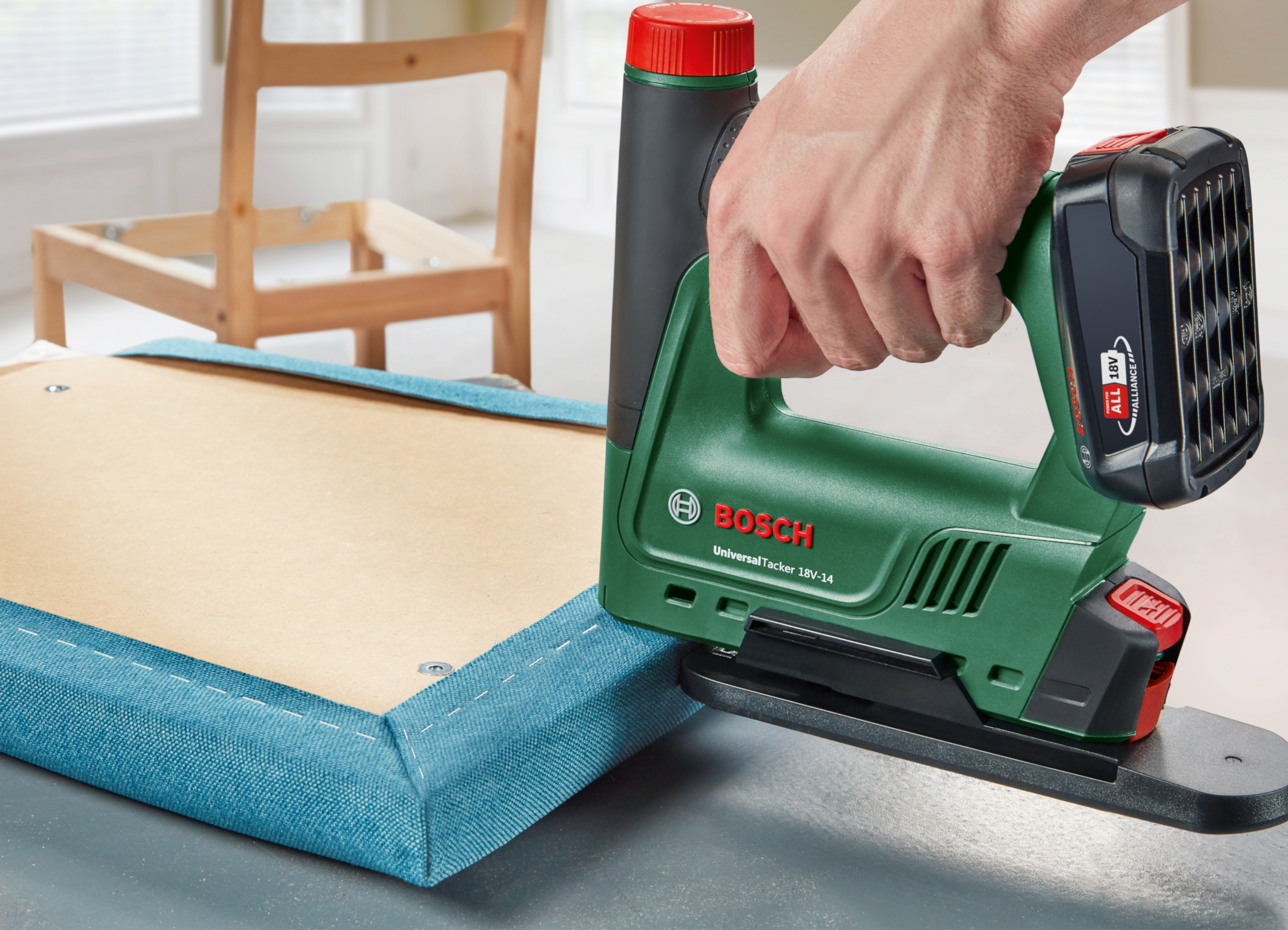 Separate attachment available for unlocking additional applications: First 18V cordless tacker from Bosch for DIYers