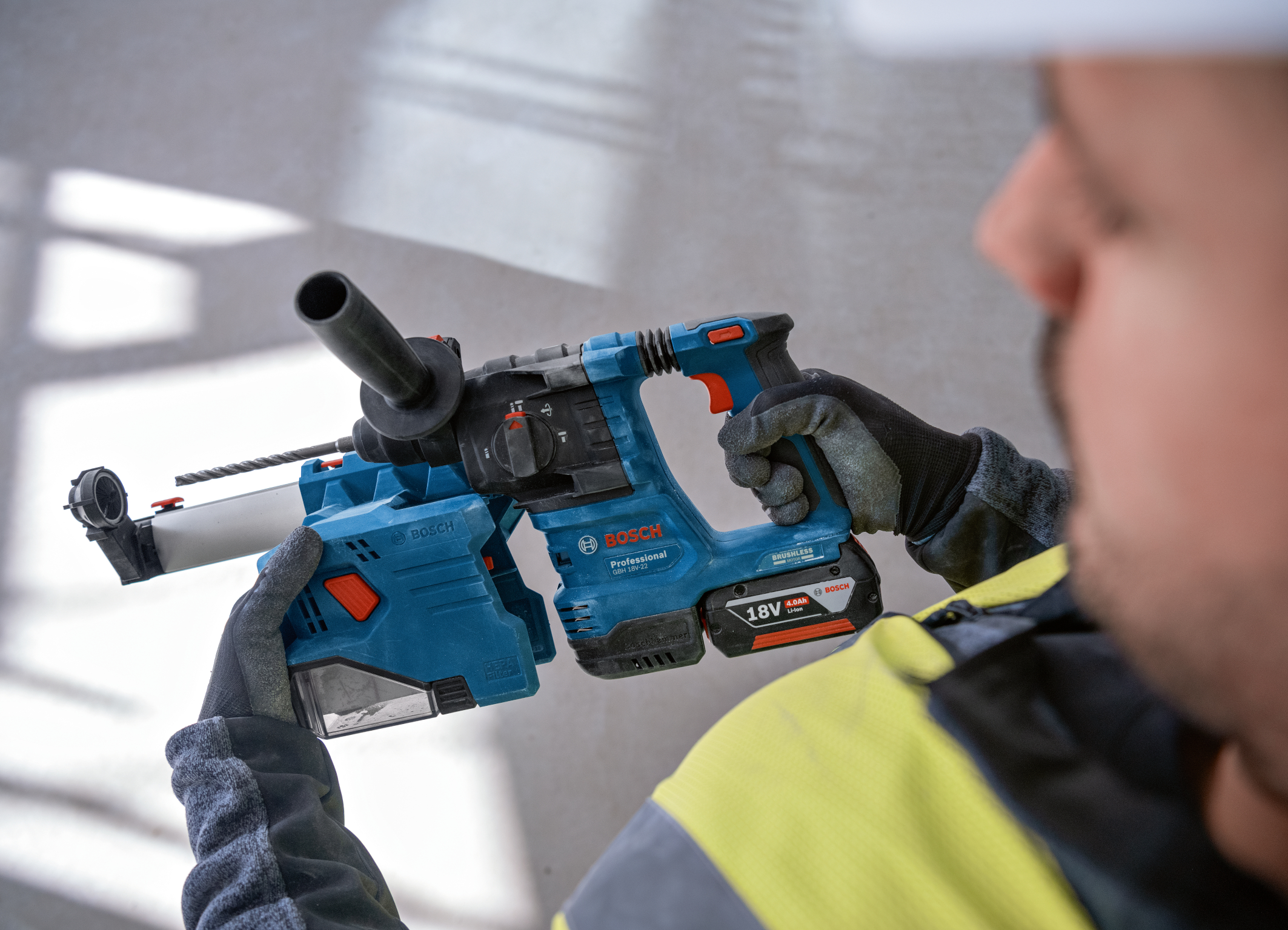 Efficient dust extraction for cleaner and healthier working: Compact professional cordless rotary hammer with dust extractor