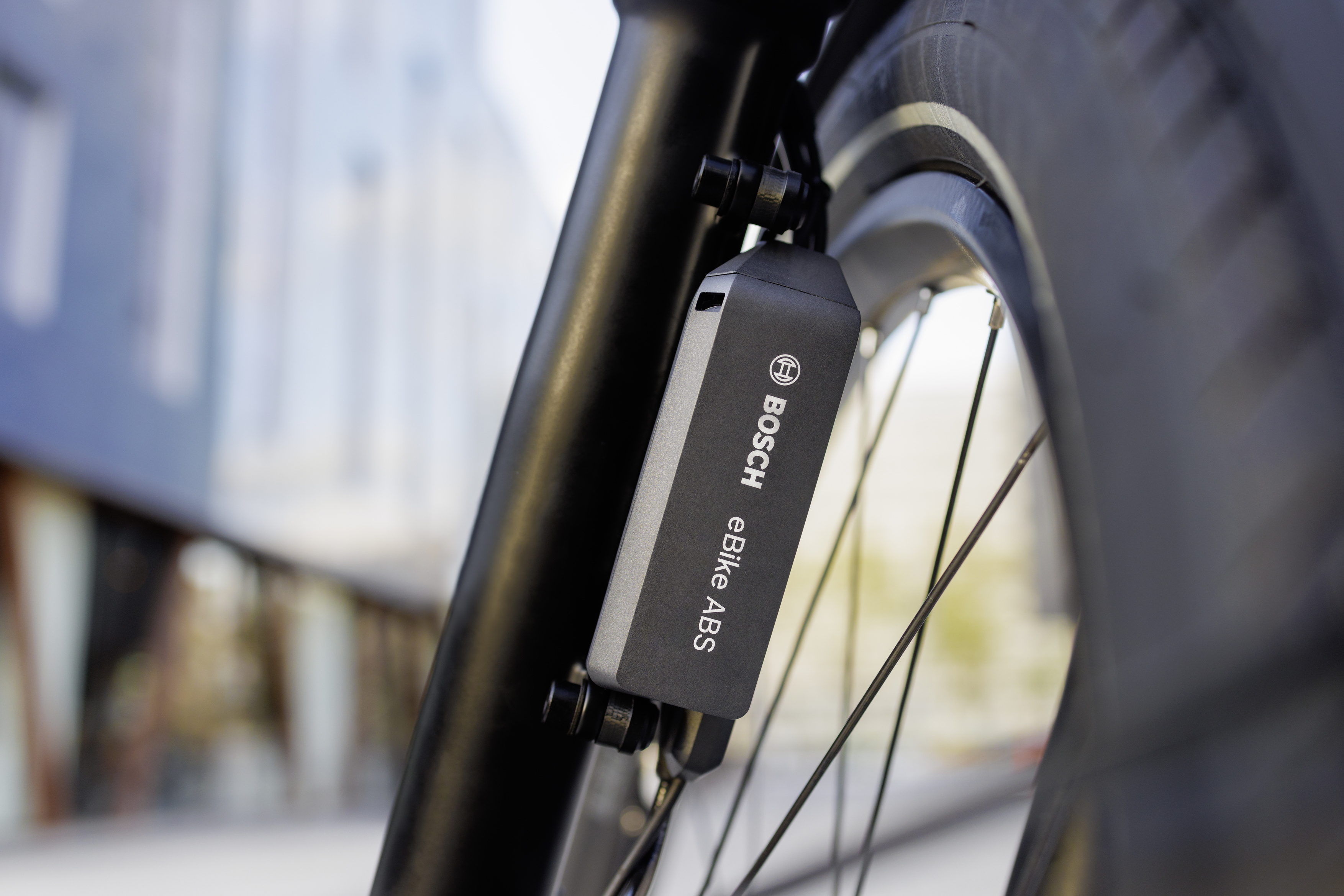 The Bosch eBike ABS will in future also be available with brake components from Tektro.