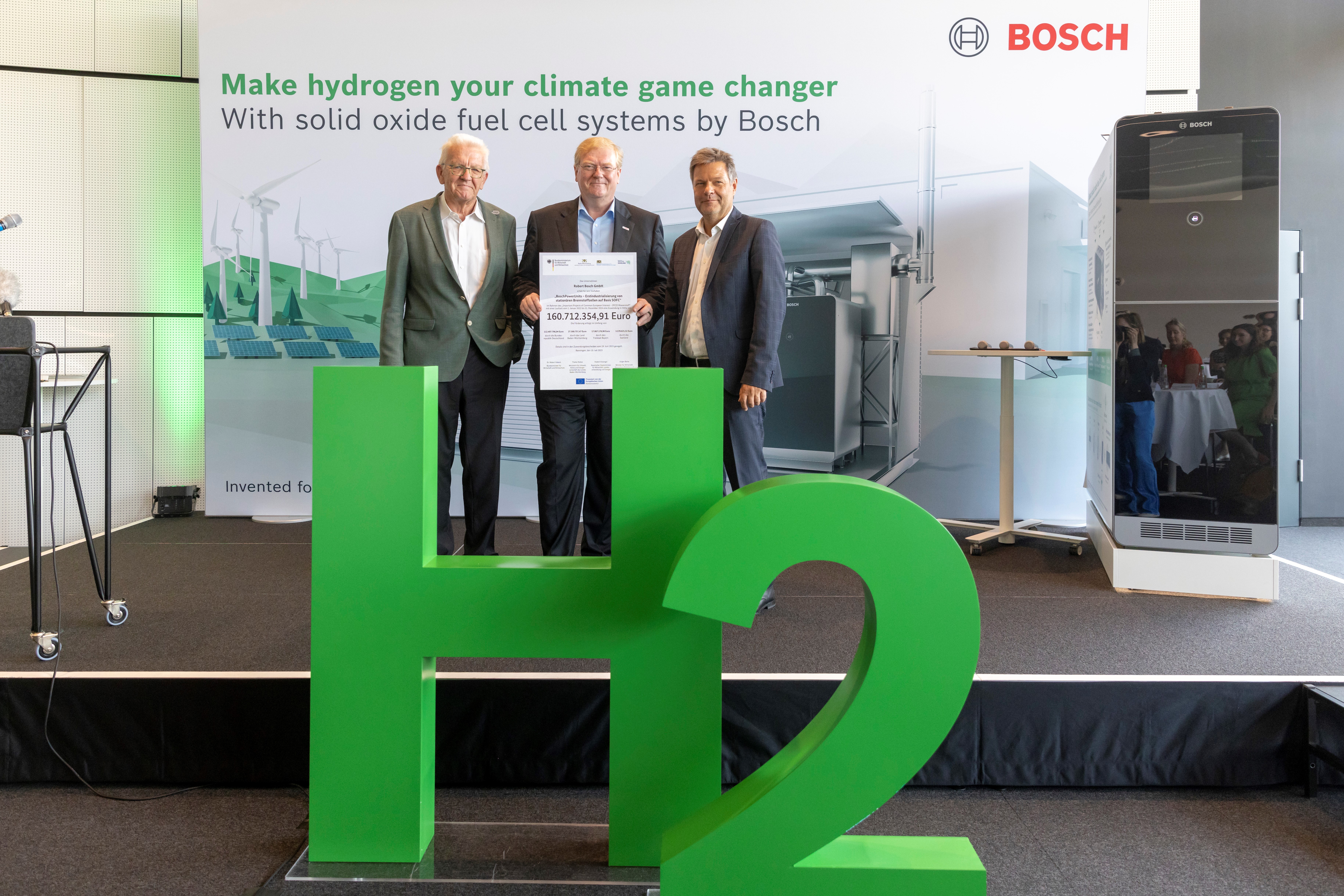 Robert Habeck, federal minister for economic affairs visits Bosch in Renningen.