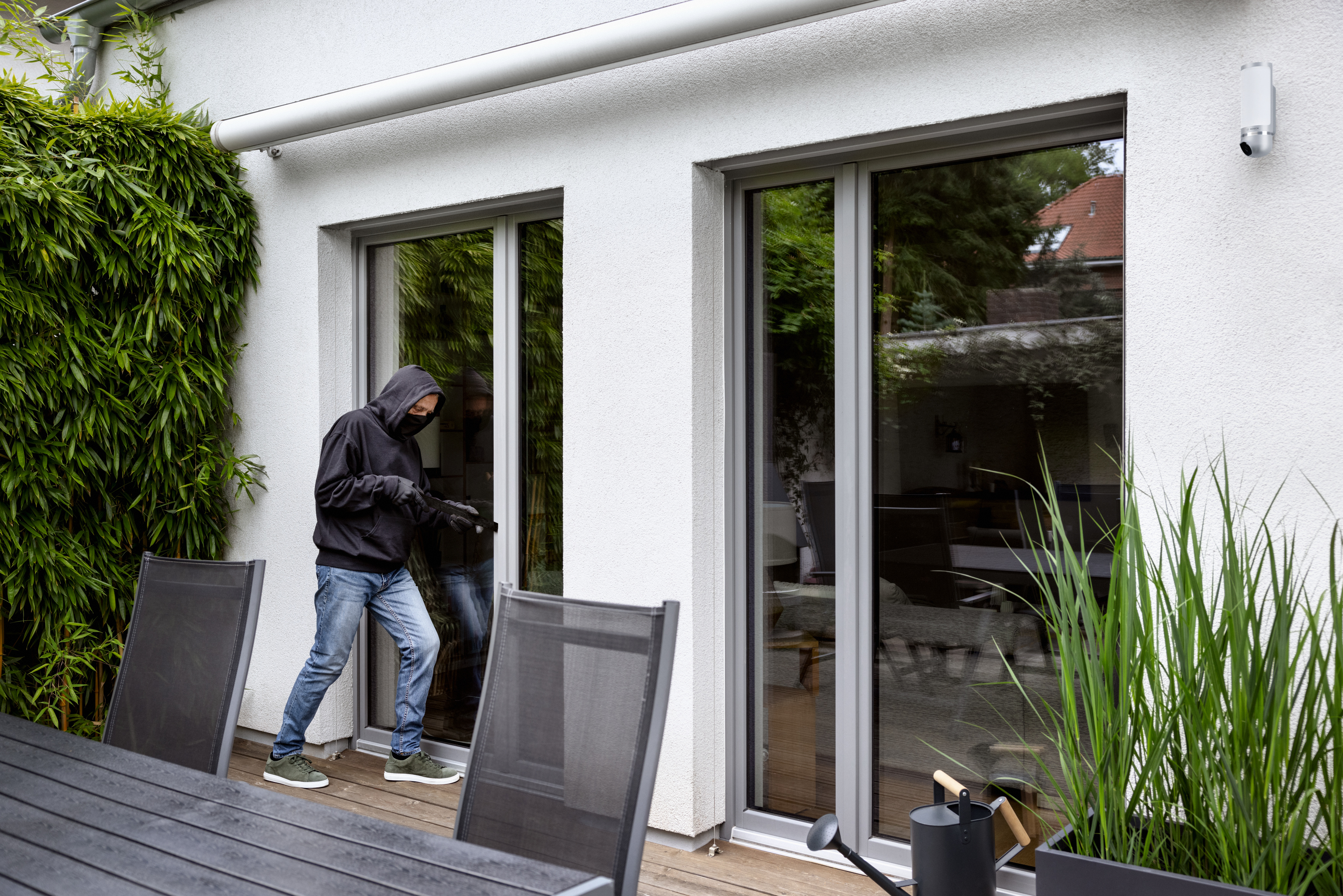 Security With Award-Winning Design – The new Bosch Smart Home Eyes Outdoor Camera II