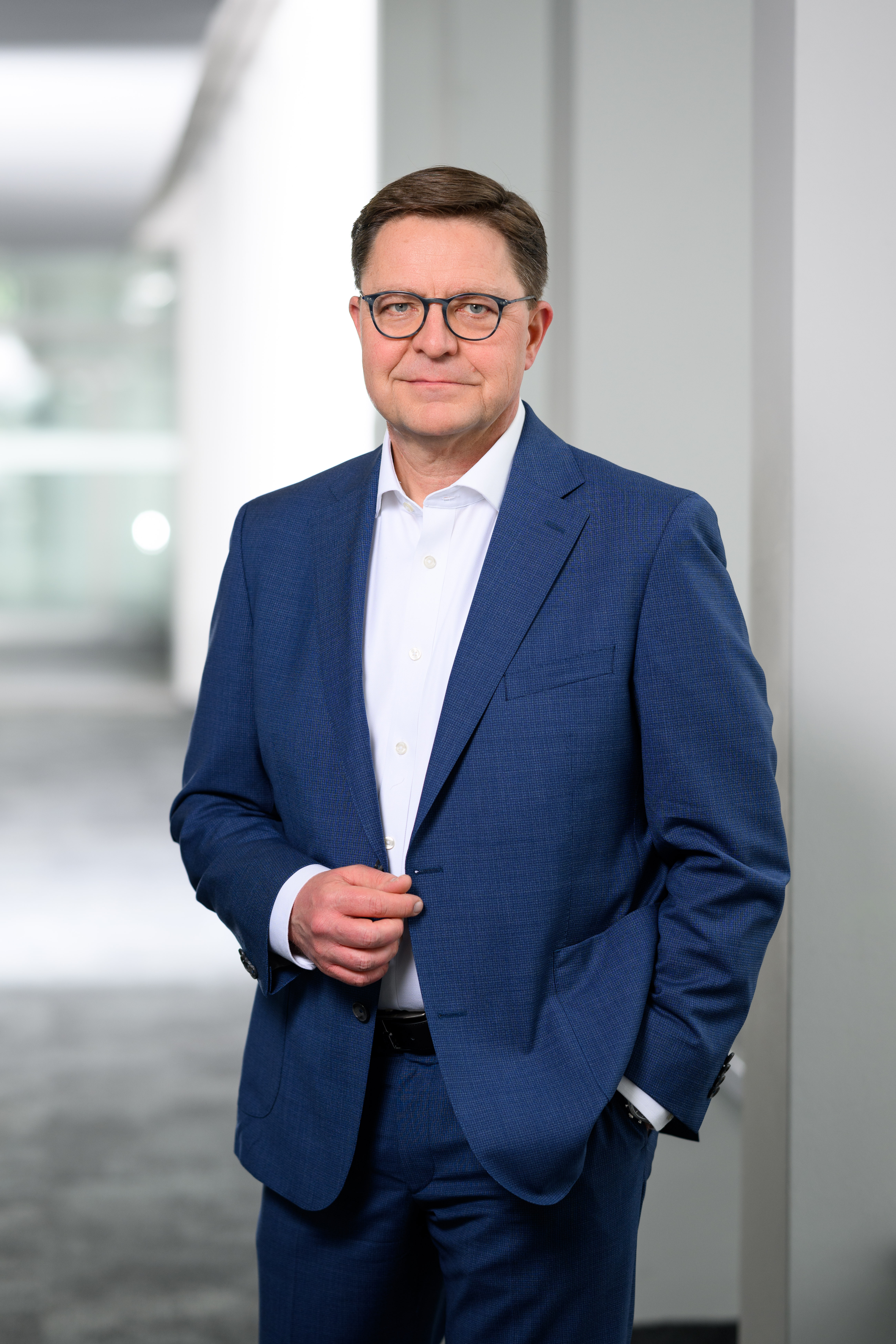 Member of the Bosch board of management and director of industrial relations Stefan Grosch