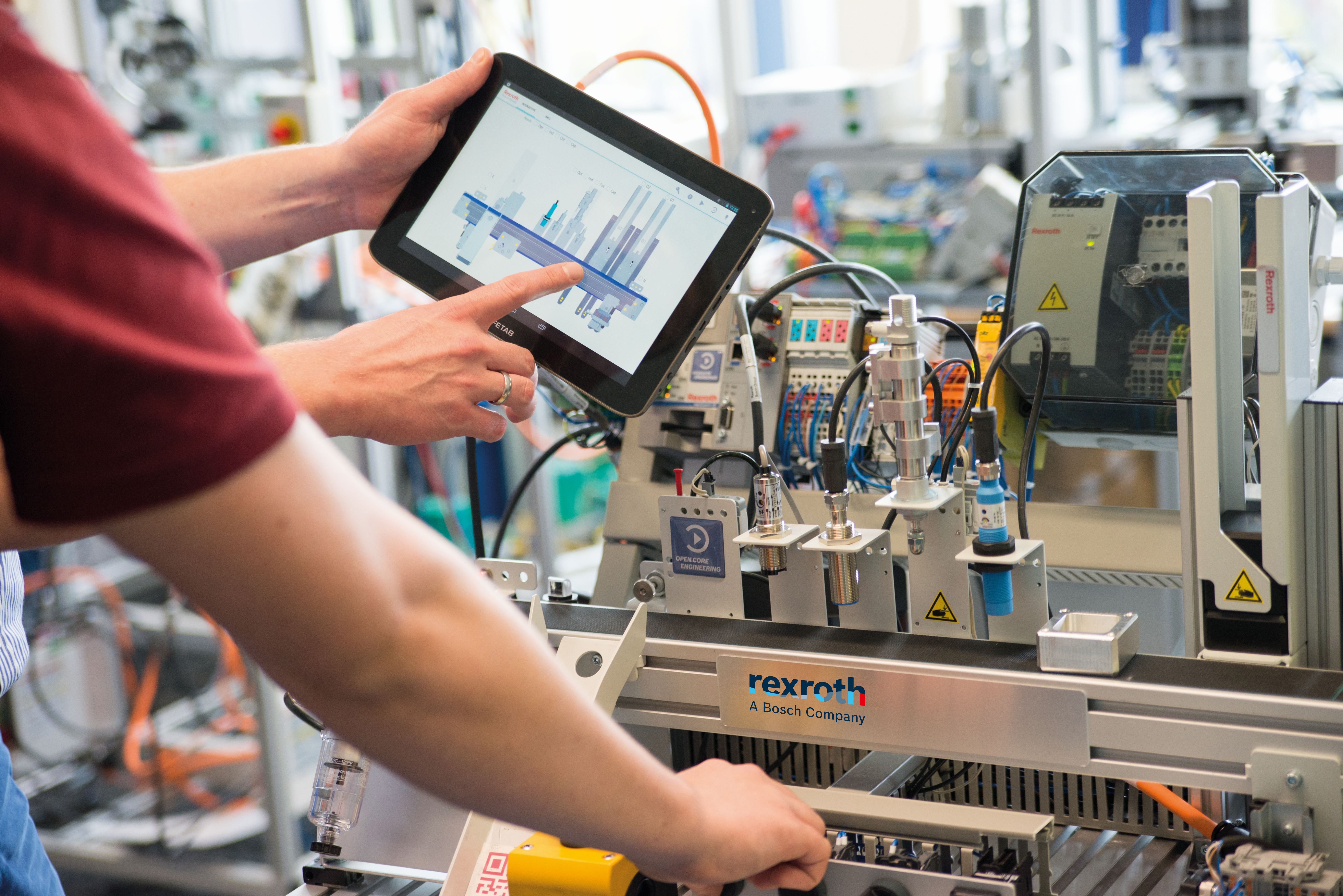 Training systems for Industry 4.0