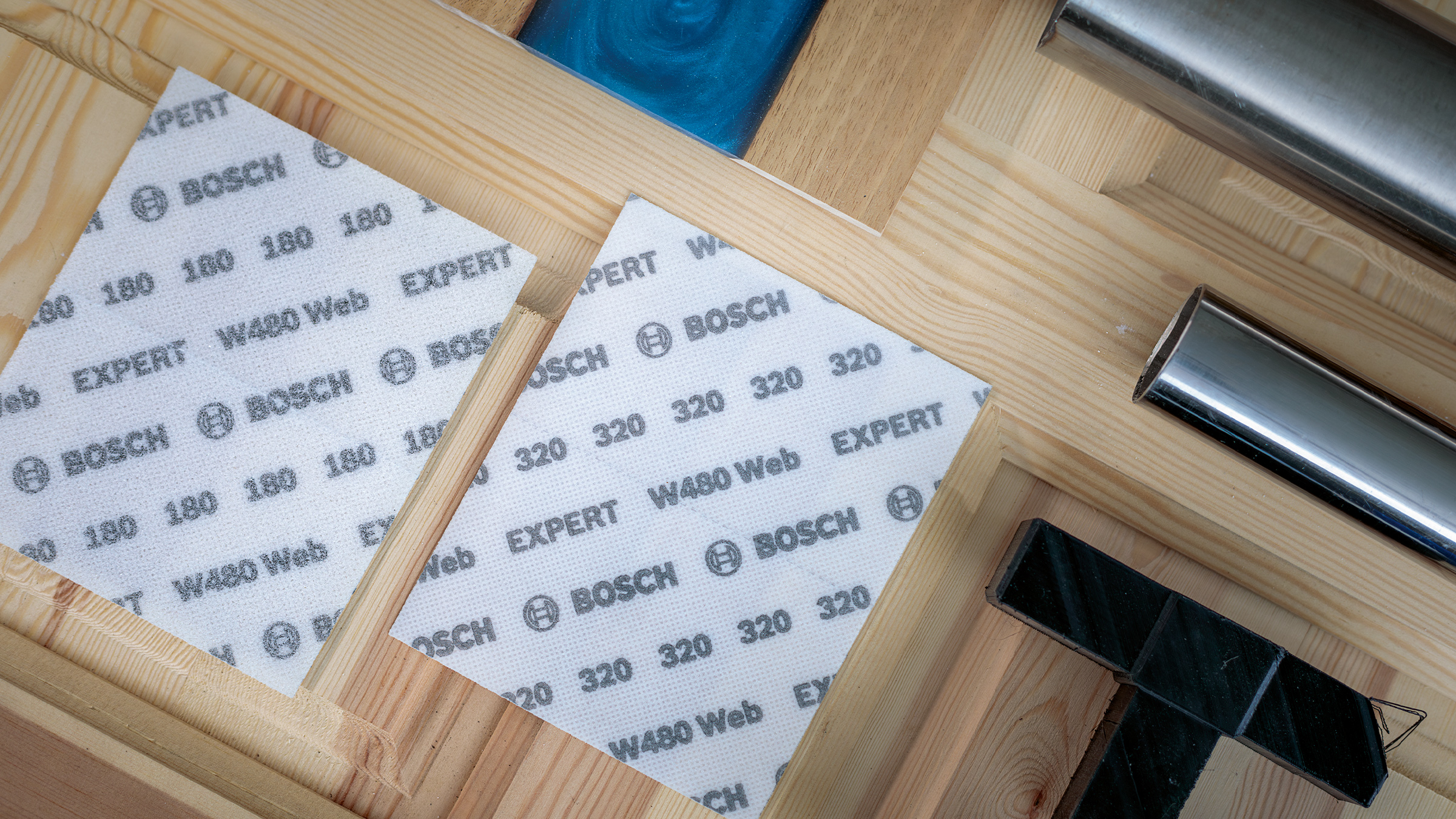 World’s first for professionals and DIYers: Bosch reinvents manual abrasives