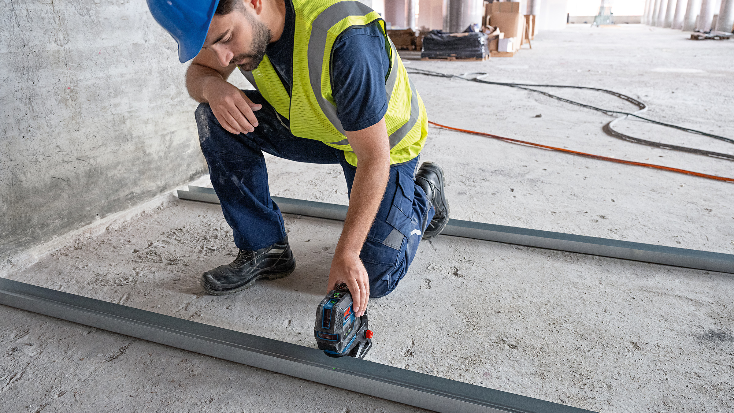 Robust tool with precise fine adjustment: GCL 12V-50-22 CG Professional combi laser from Bosch for professionals