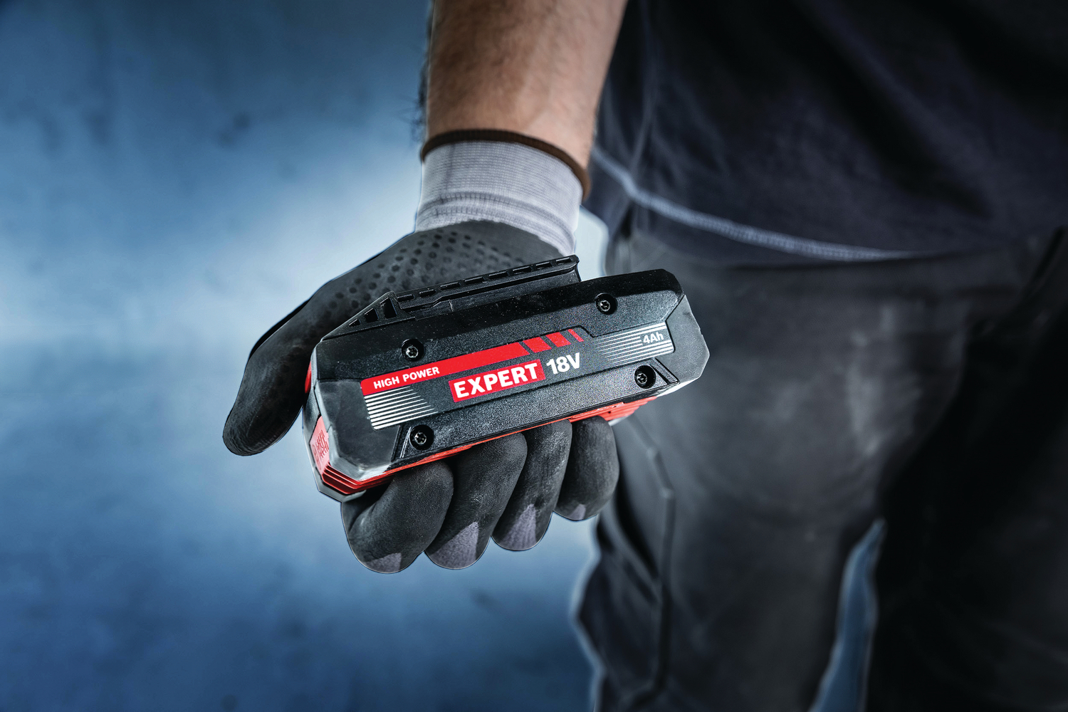 Tabless Technology in Expert Top Performance Class Batteries