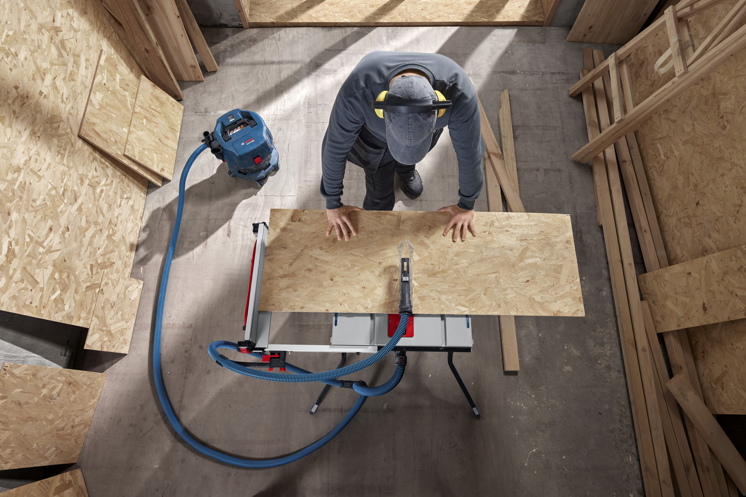 For indoor work, good dust extraction is crucial.