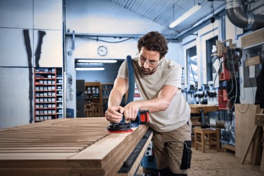 New in Bosch’s top performance class: Cordless random orbit sander for outstandi ...