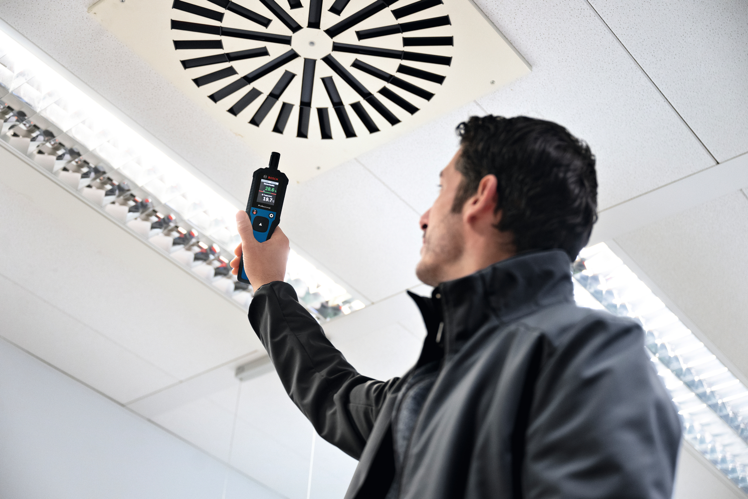 The Bosch Digital Thermo-Hygrometer - GDH 1-17 Professional