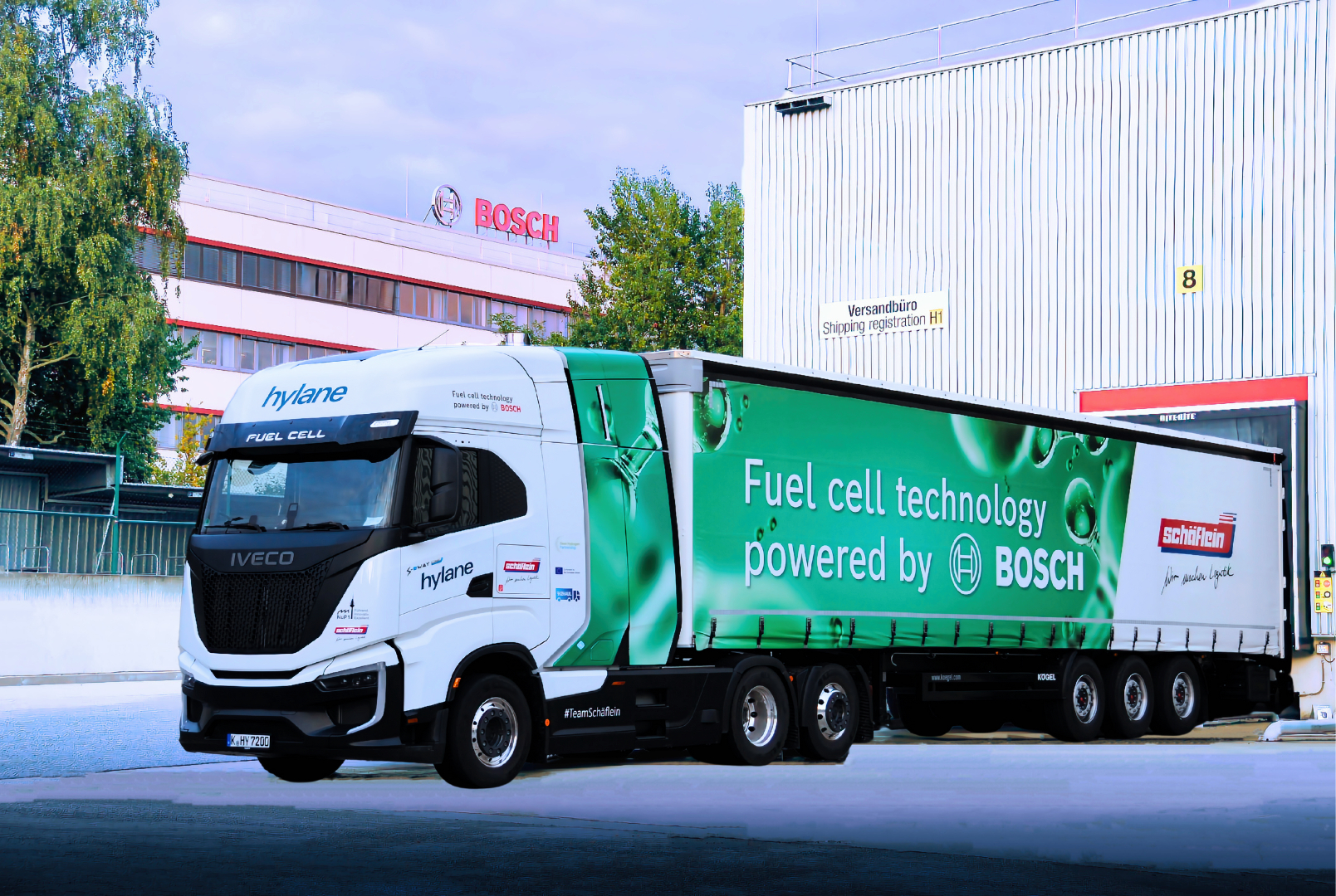 The fuel-cell truck in action