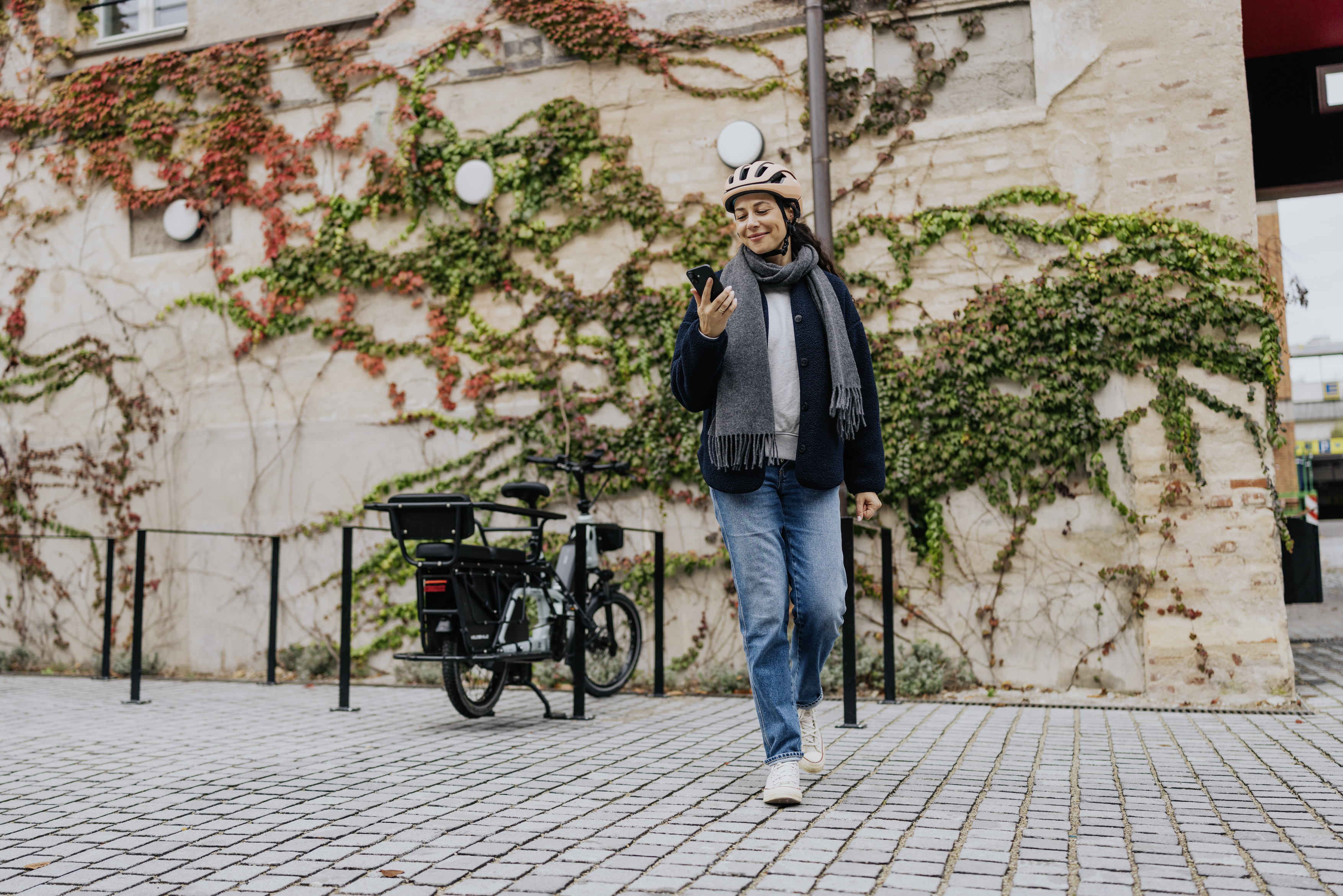 Connected theft protection solutions from Bosch eBike Systems increase security when parking eBikes in everyday use