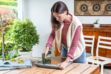 New Daily Helpers from Bosch: Tweo cordless stapler