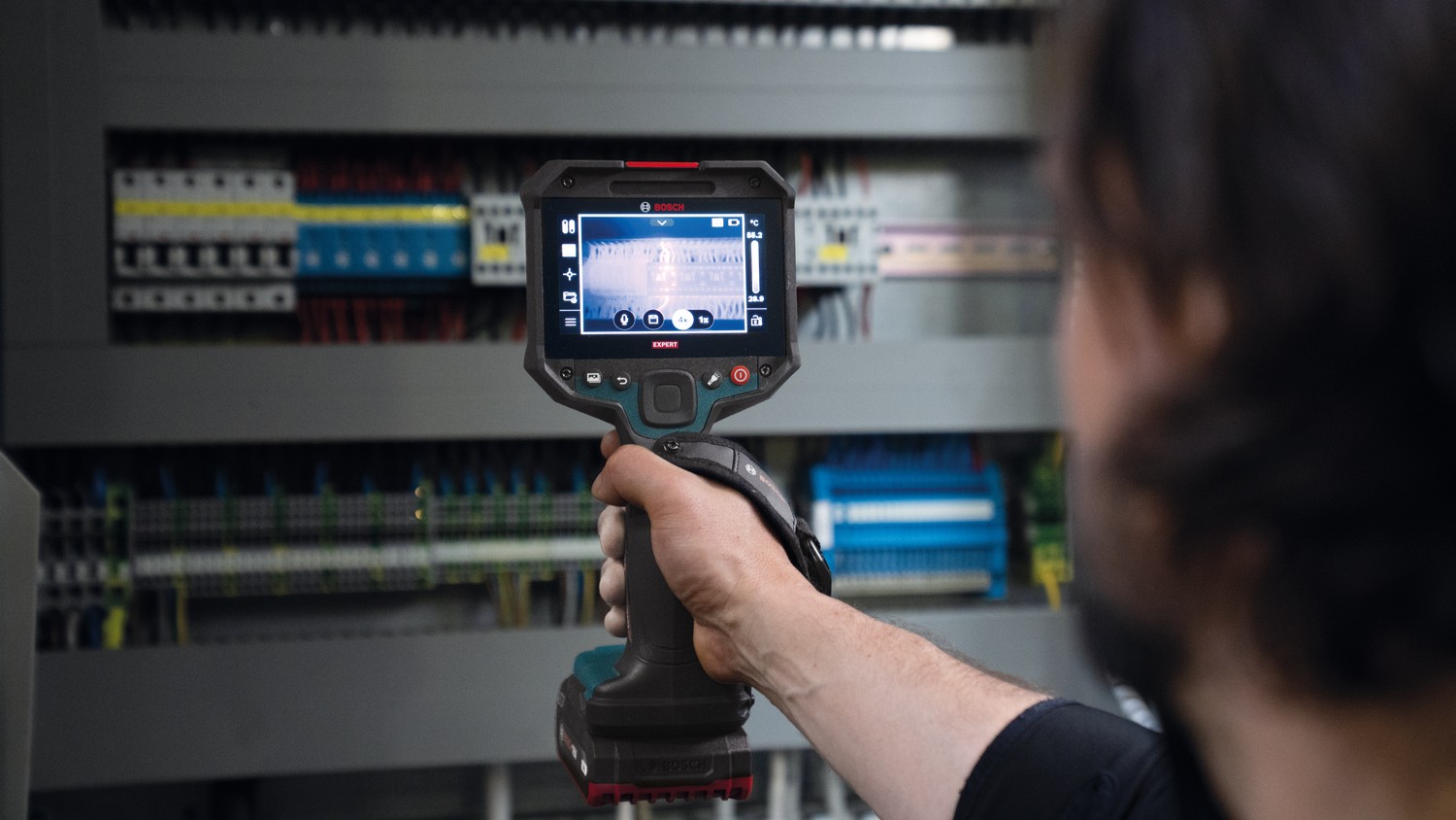 New thermal camera in top performance class Expert from Bosch: Precisely detect and correctly interpret temperature differences