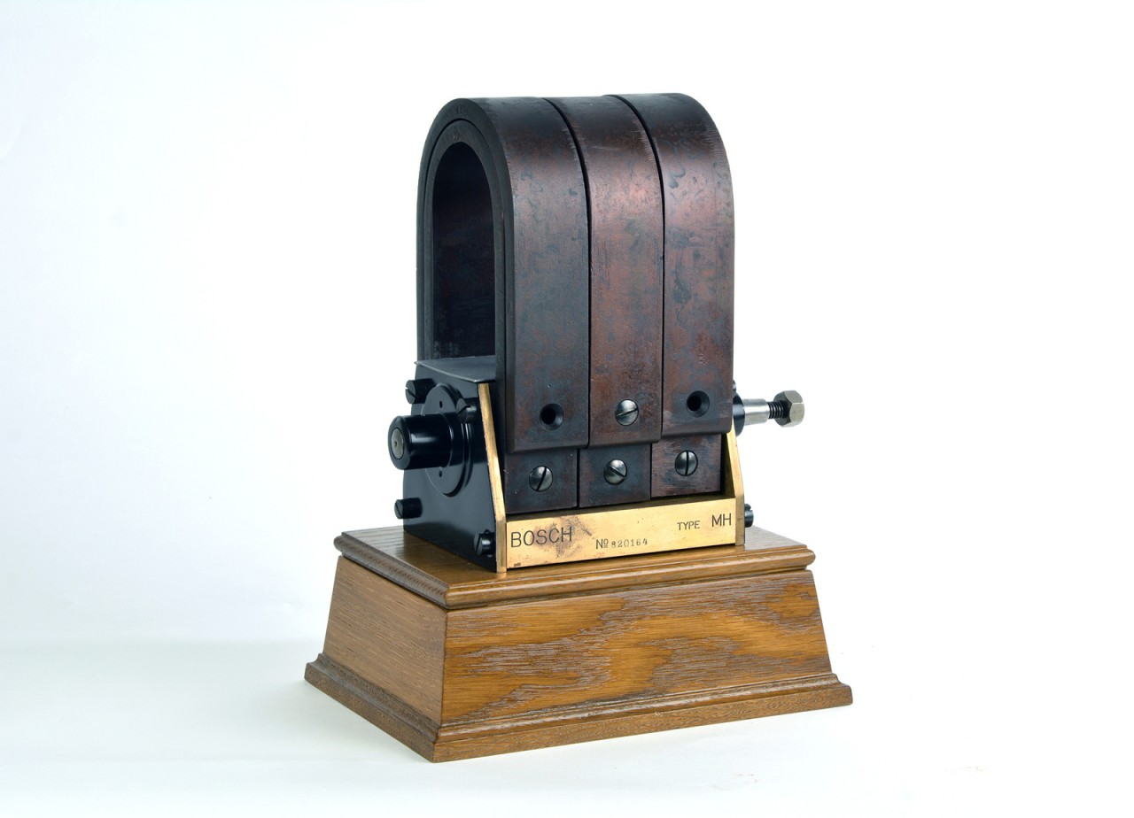 ignition for automobiles, 1897 Bosch Media Service
