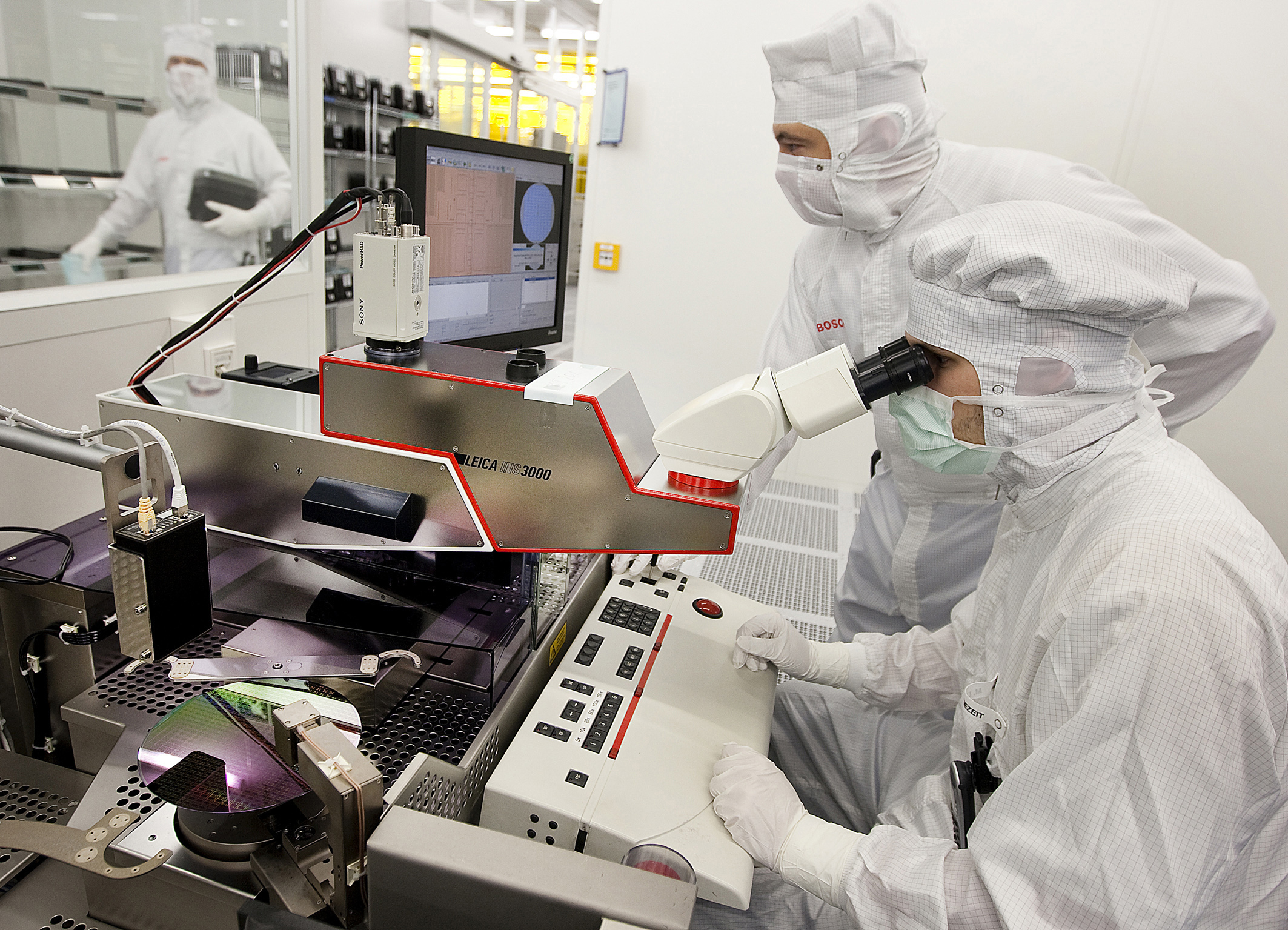 Wafer production in the Bosch semiconductor fab