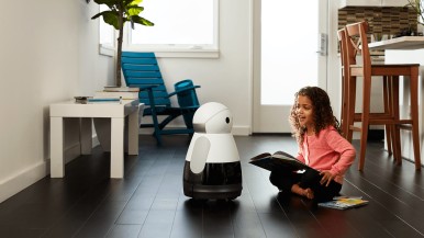 World premiere at CES 2017: Bosch start-up presents home robot Kuri