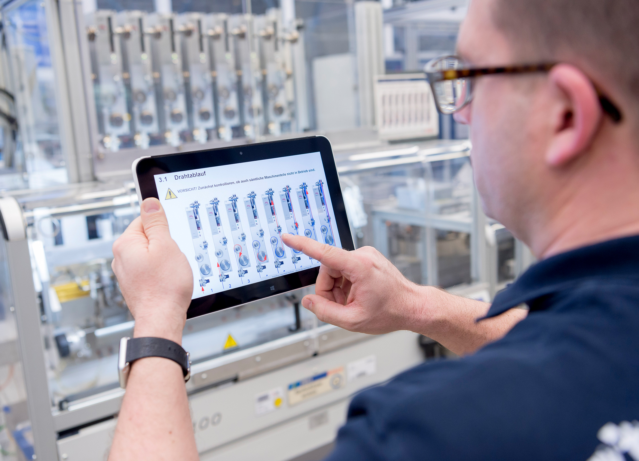 Industry 4.0 at Bosch – connected manufacturing