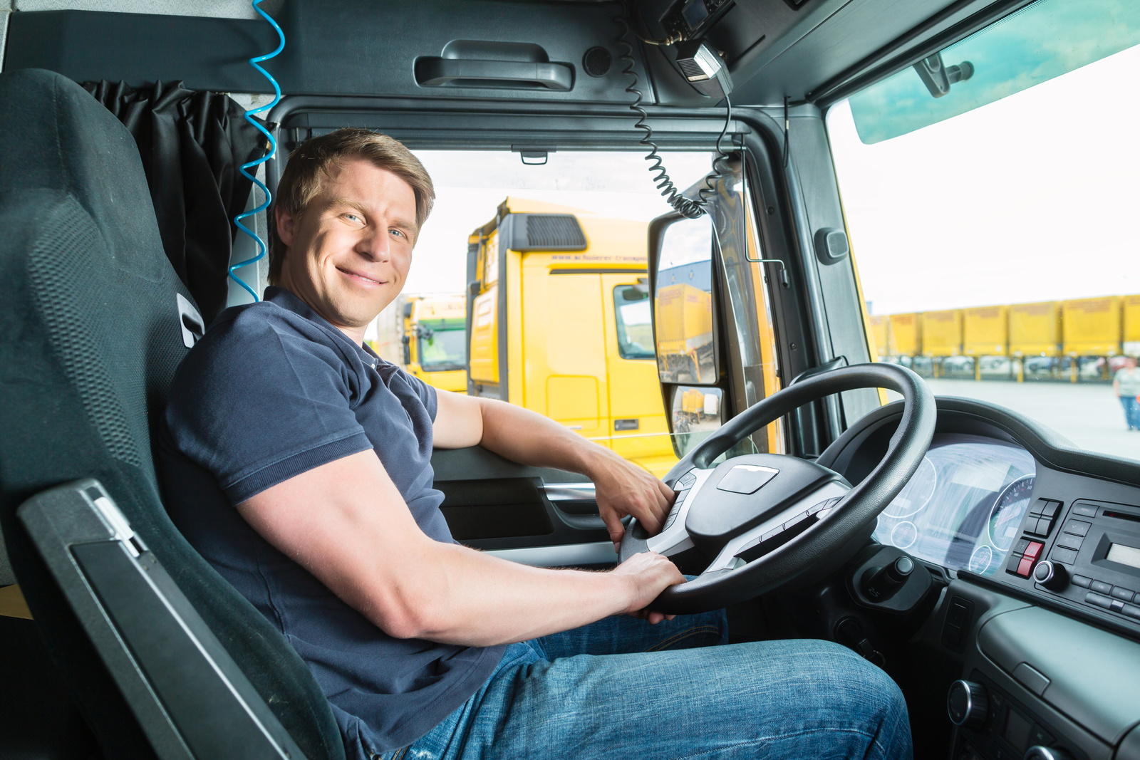 Searching for parking lots is easy for truck drivers