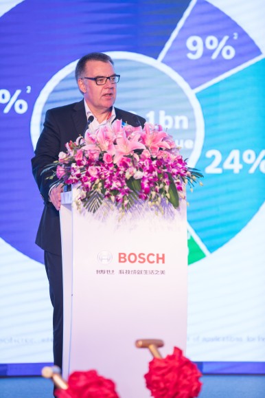 Dr. Dirk Hoheisel, member of the board of management of the Bosch Group, in Nanjing